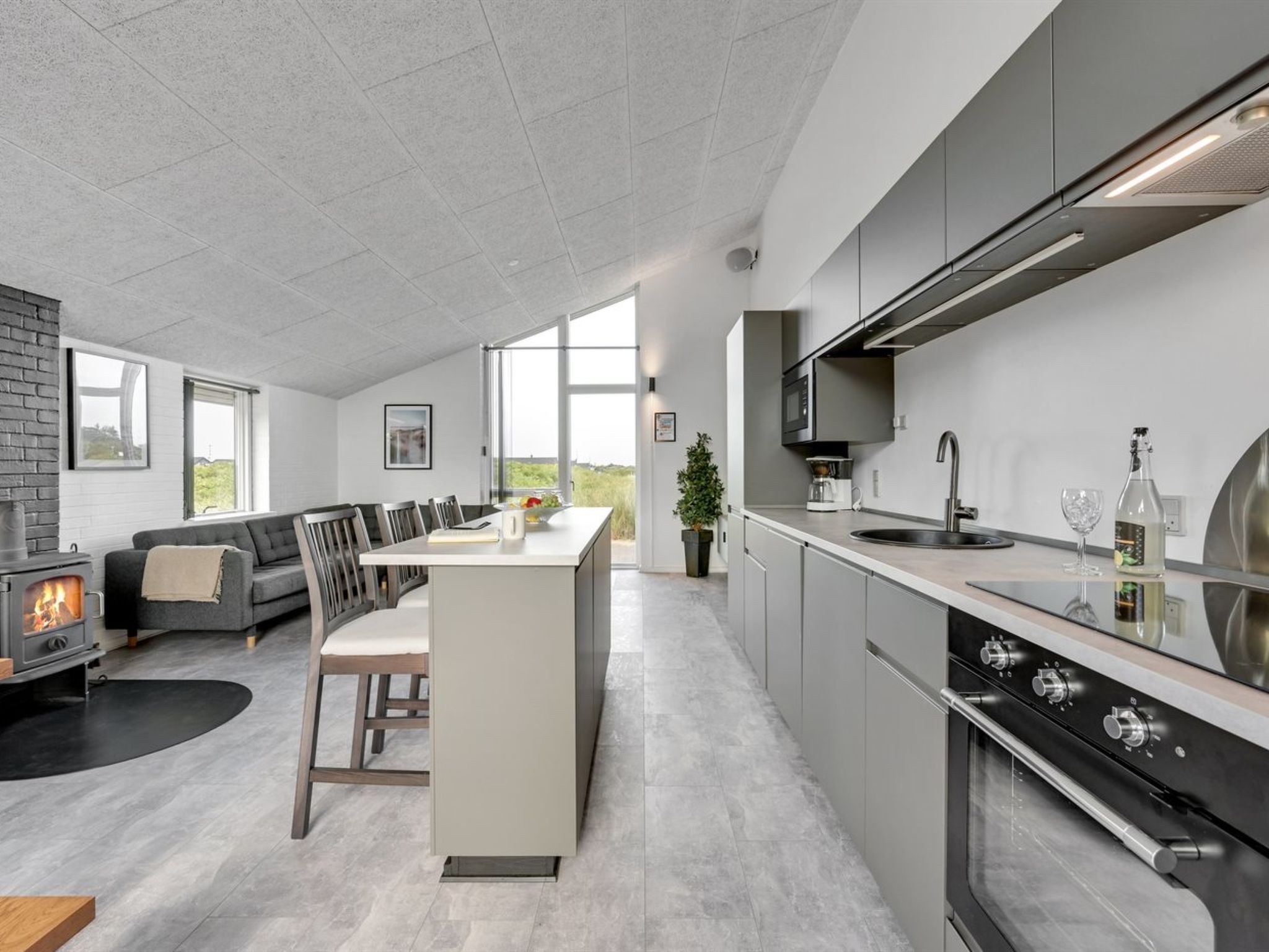 "Mert" - 1.2km from the sea - Drinnen