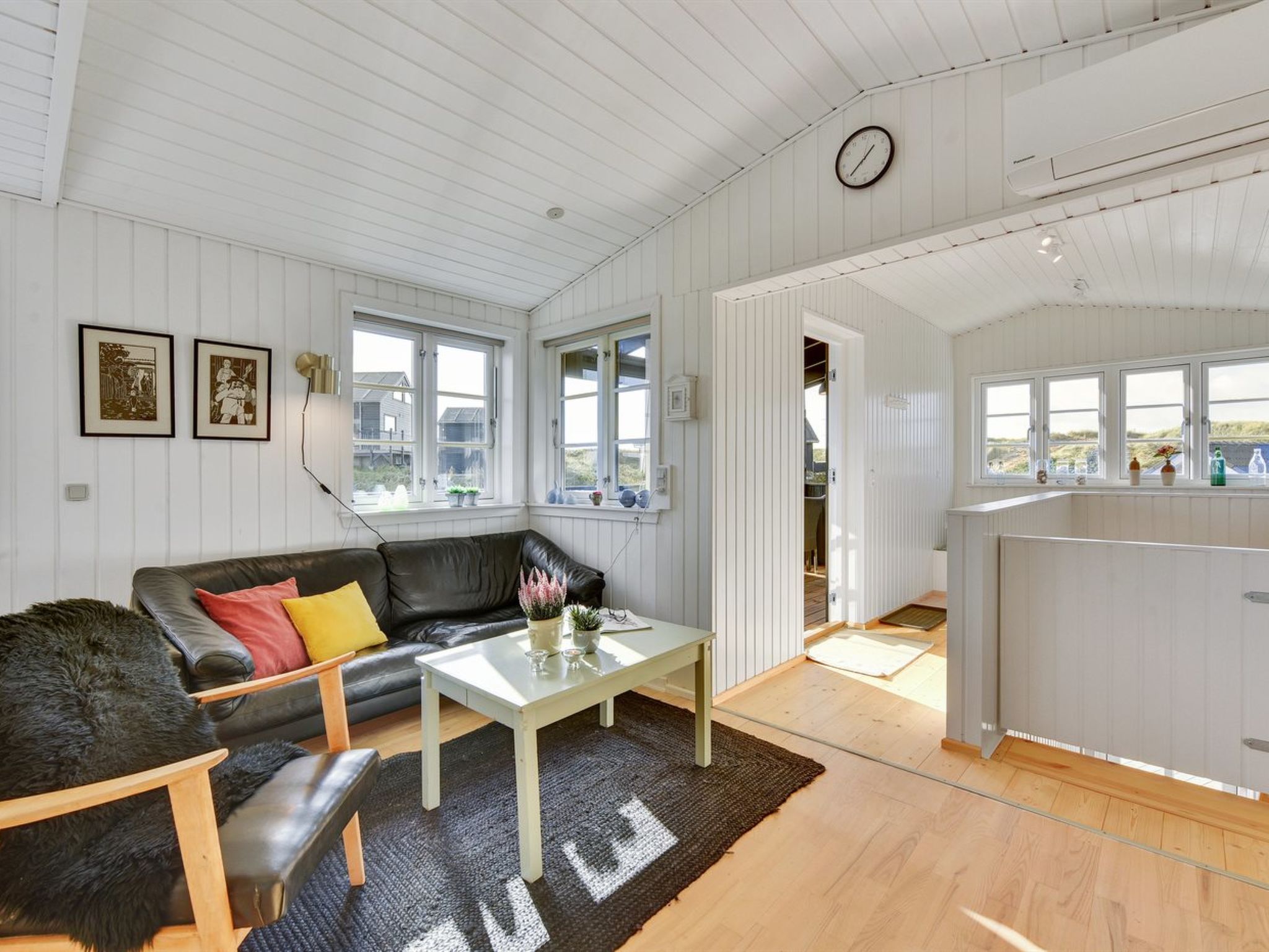"Ayu" - 100m from the sea-Binnen