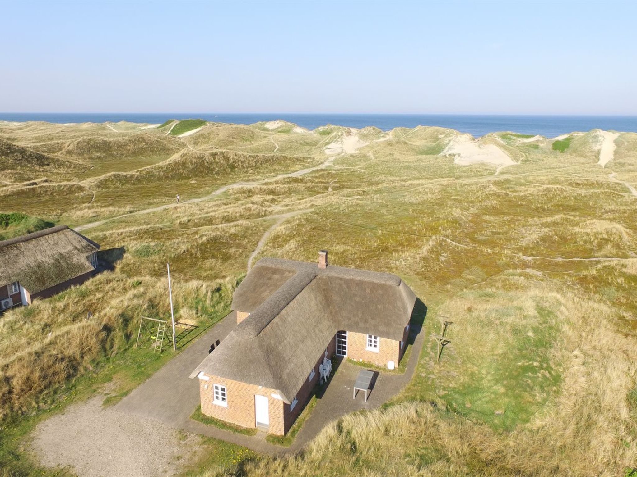 "Skuli" - 200m from the sea - Outside
