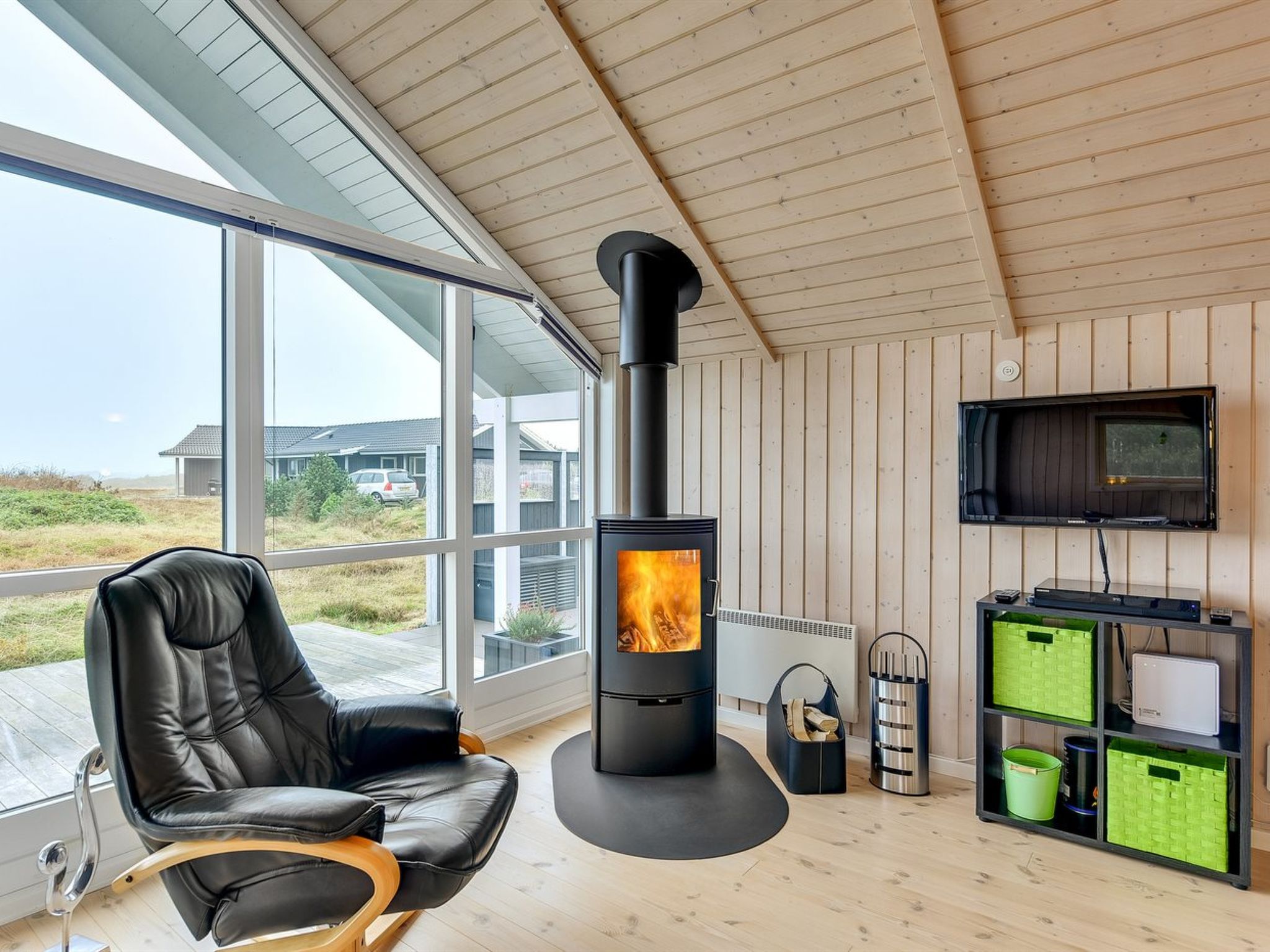 "Christan" - 1.2km from the sea