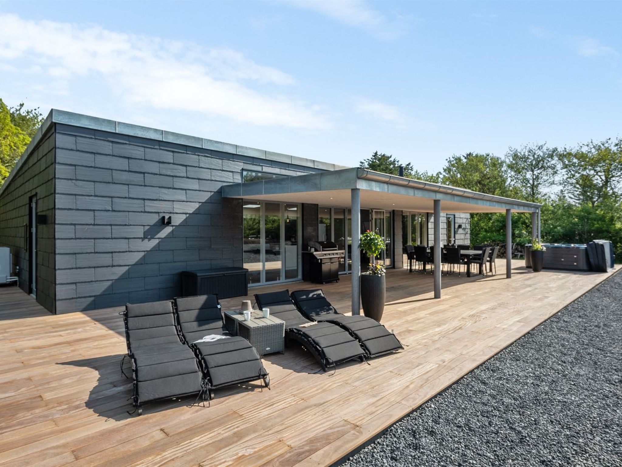 "Hiorulf" - 1.4km from the sea — Terrace (3 of 25)