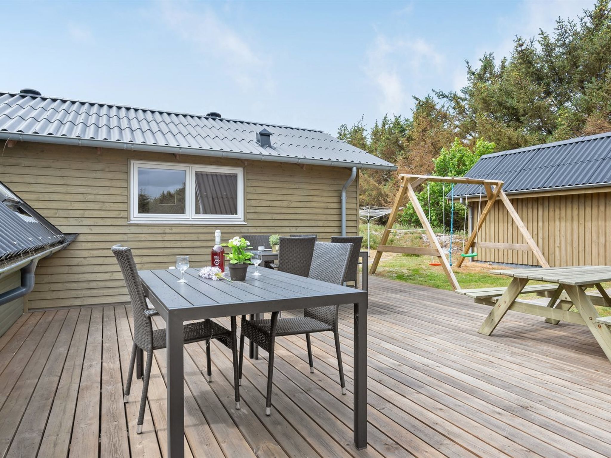 "Hinz" -  from the sea — Terrace (3 of 28)