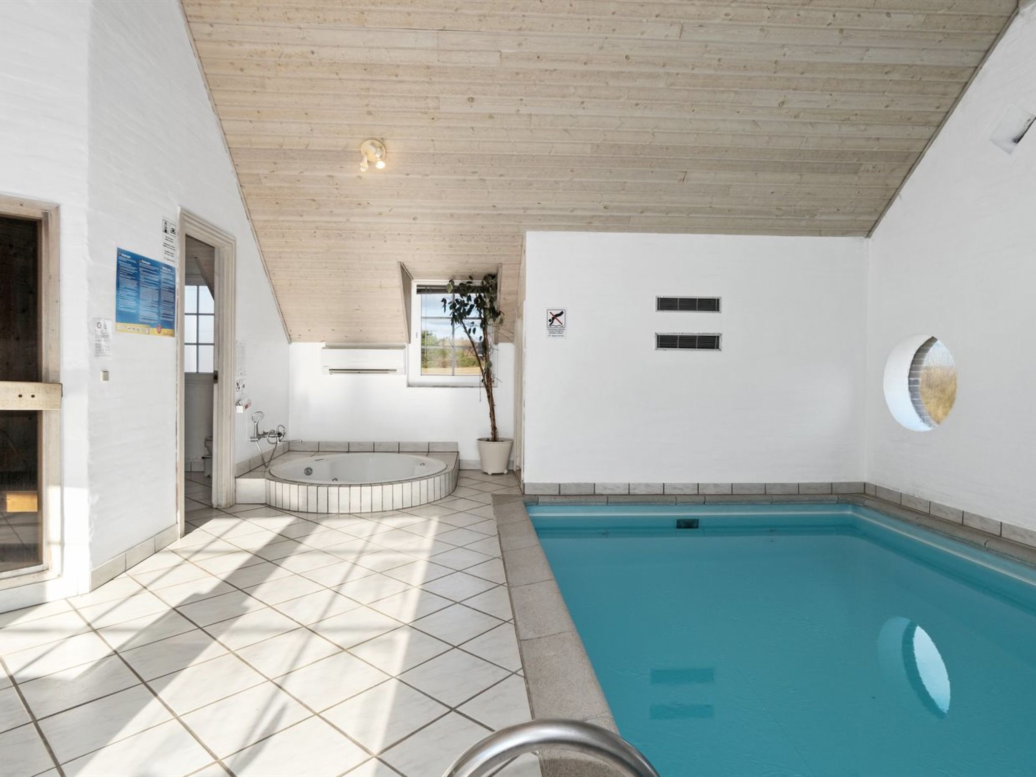 "Lemmikki" - 1.5km from the sea-Buiten