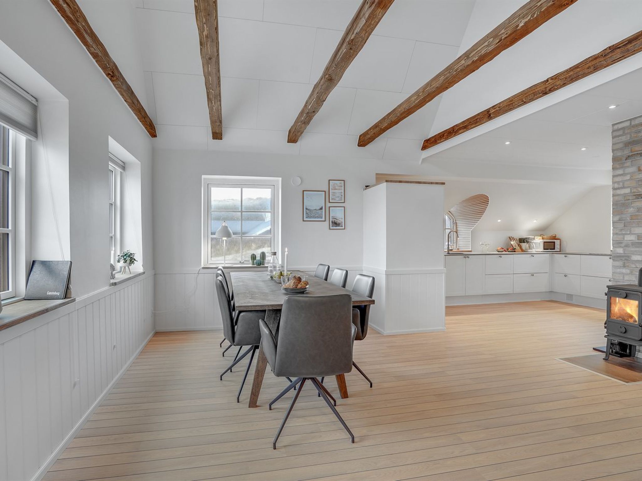 "Annelouise" - 100m from the sea-Binnen