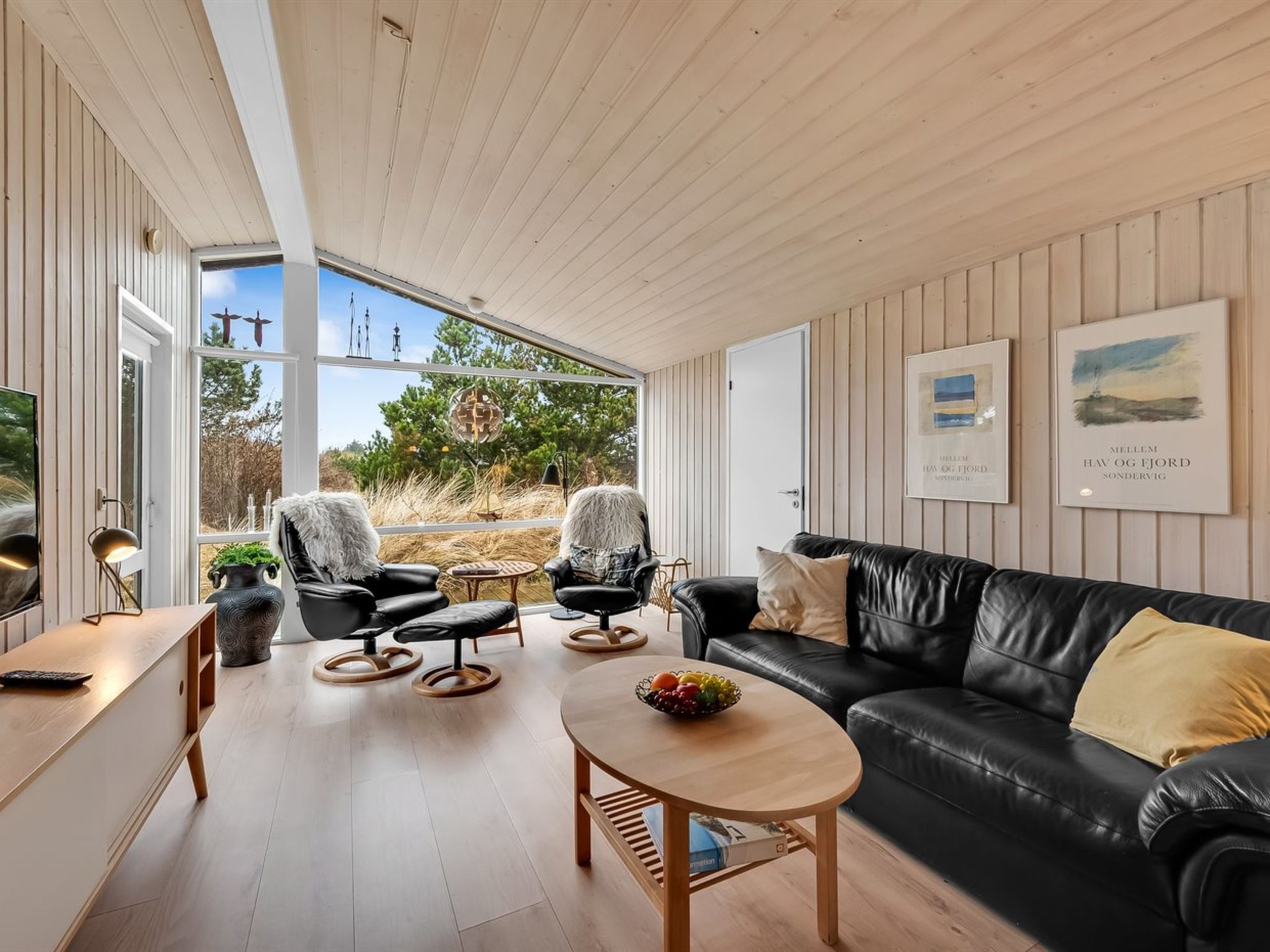 "Julan" - 600m from the sea - Binnen