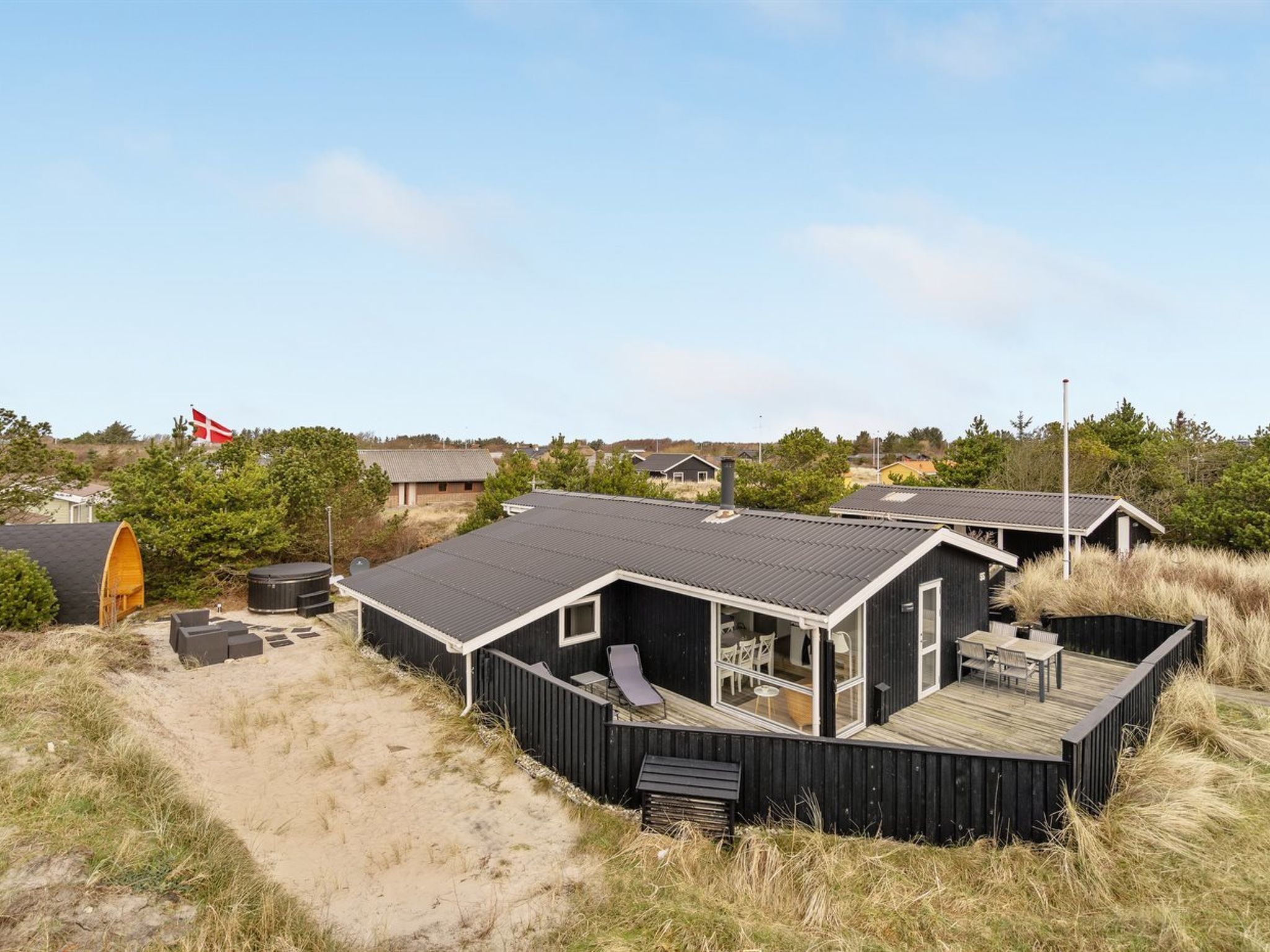 "Julan" - 600m from the sea