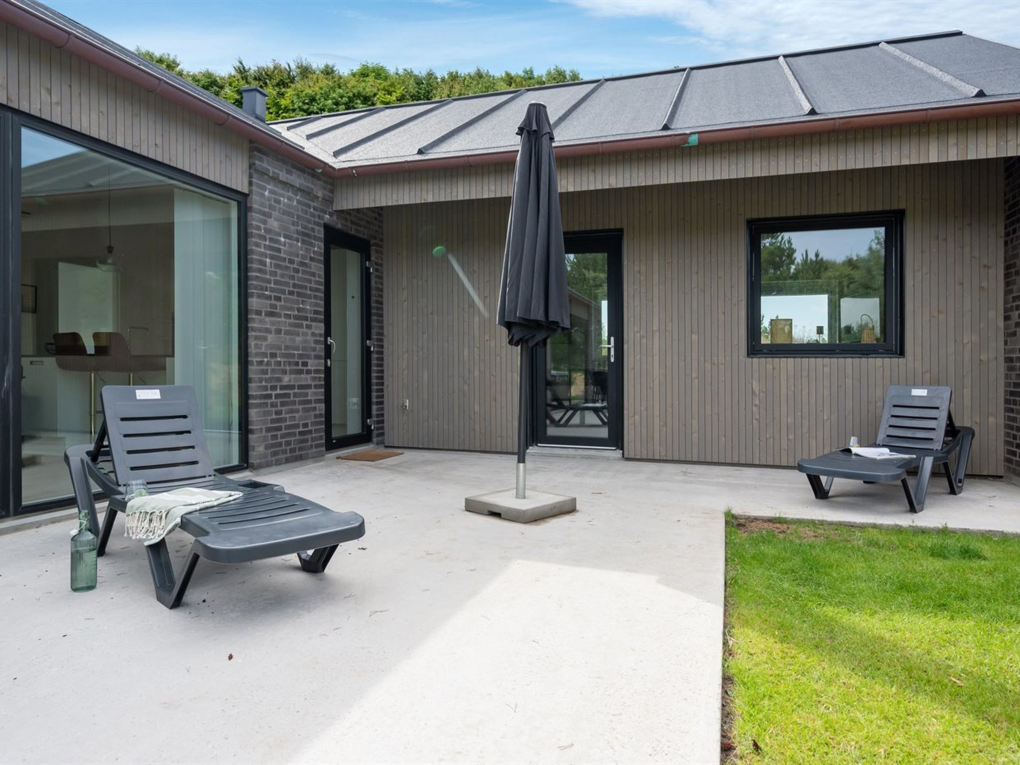 "Pejo" - 950m from the sea - Buiten
