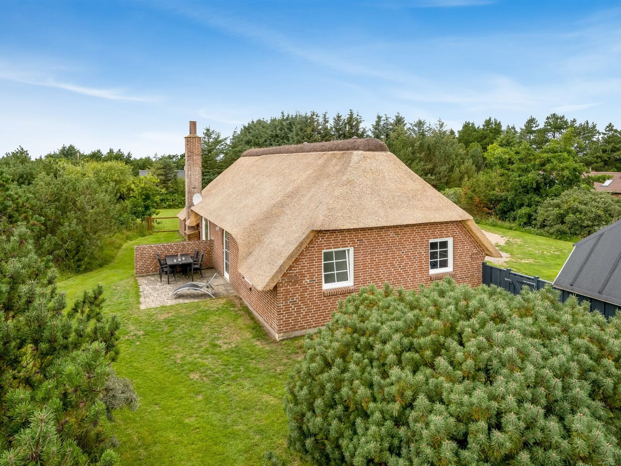 "Pasi" - 1.2km from the sea - Buiten
