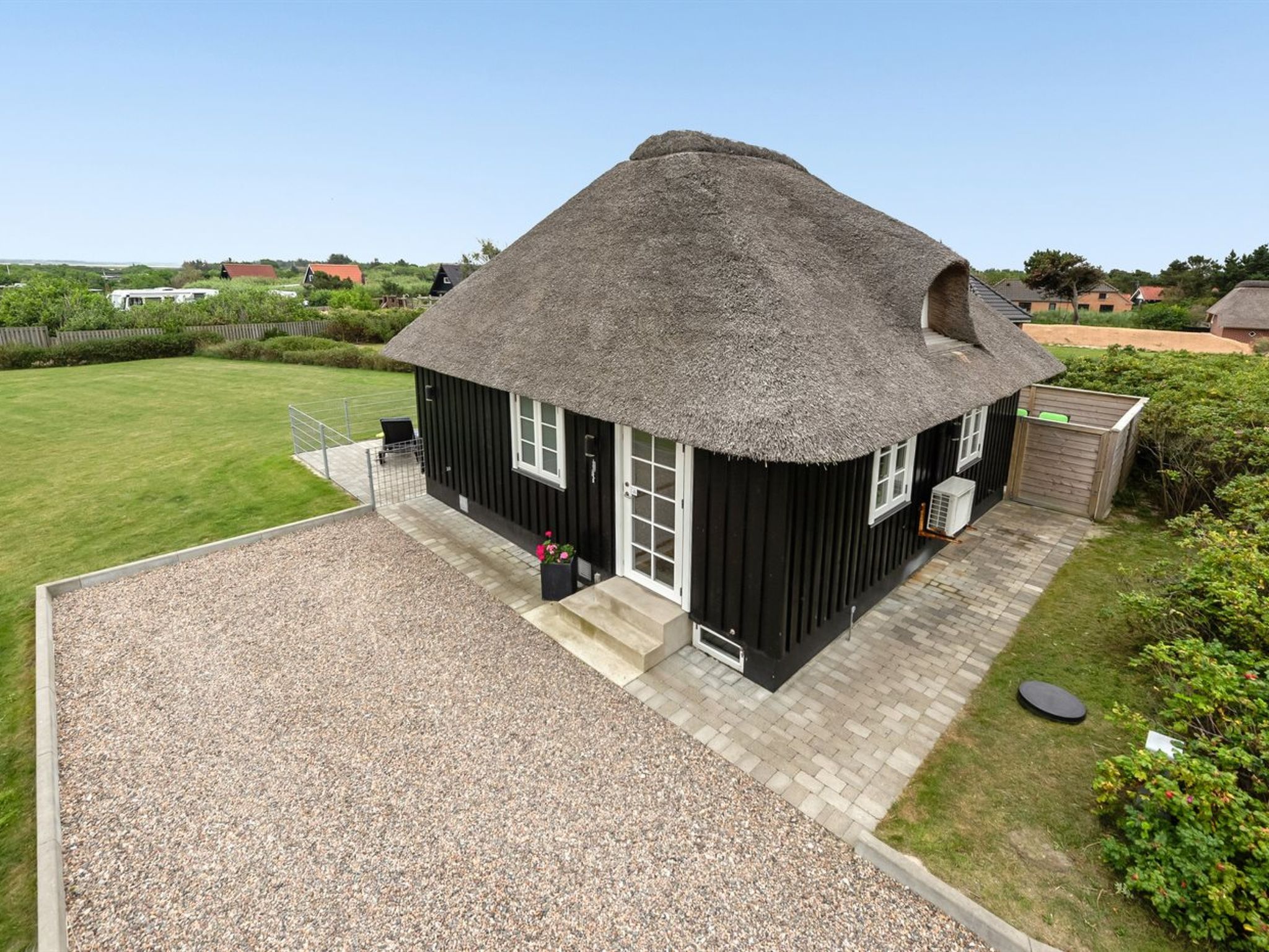 "Ulva" - 400m from the sea - Buiten