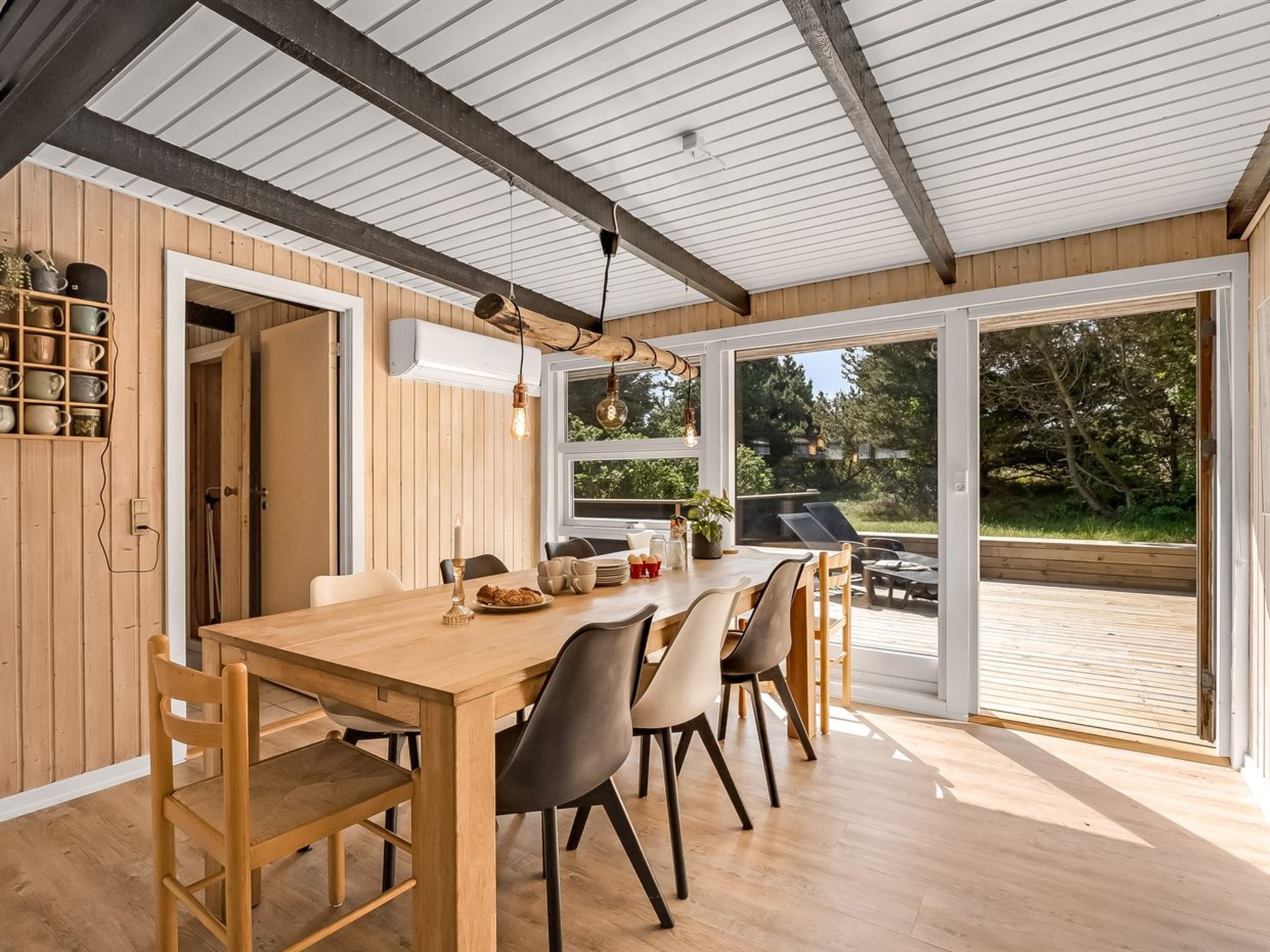"Finne" - 800m from the sea - Inside