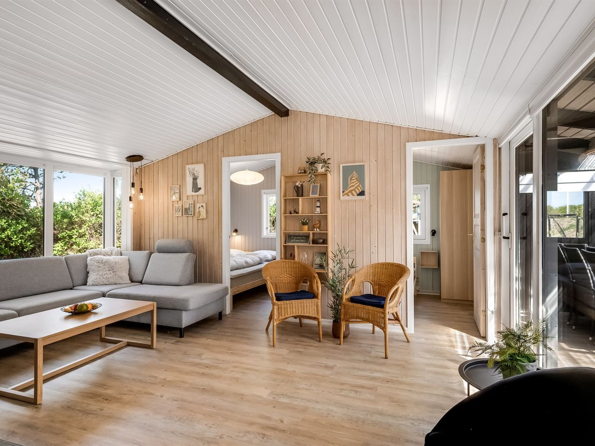 "Finne" - 800m from the sea - Inside