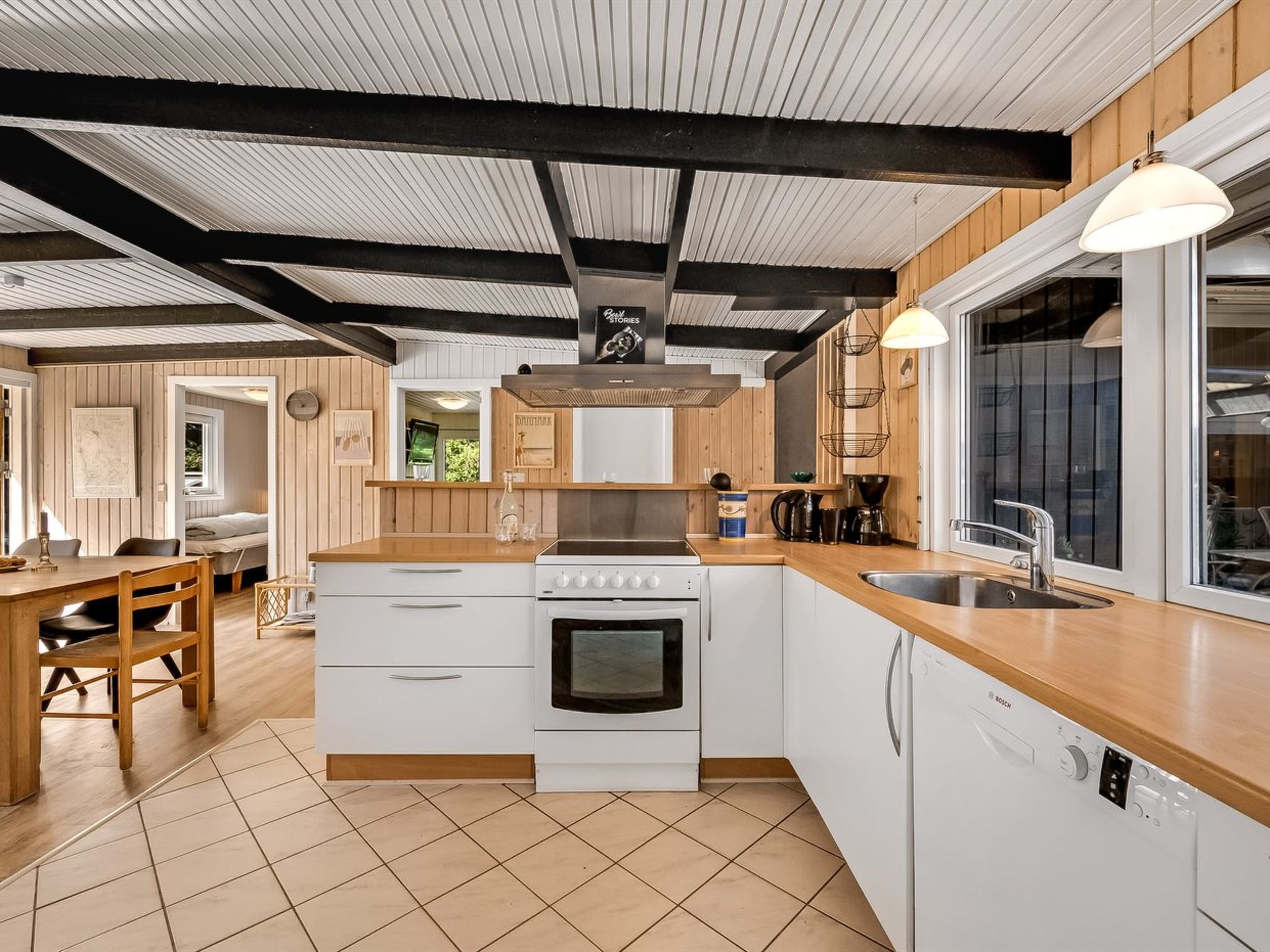 "Finne" - 800m from the sea - Inside