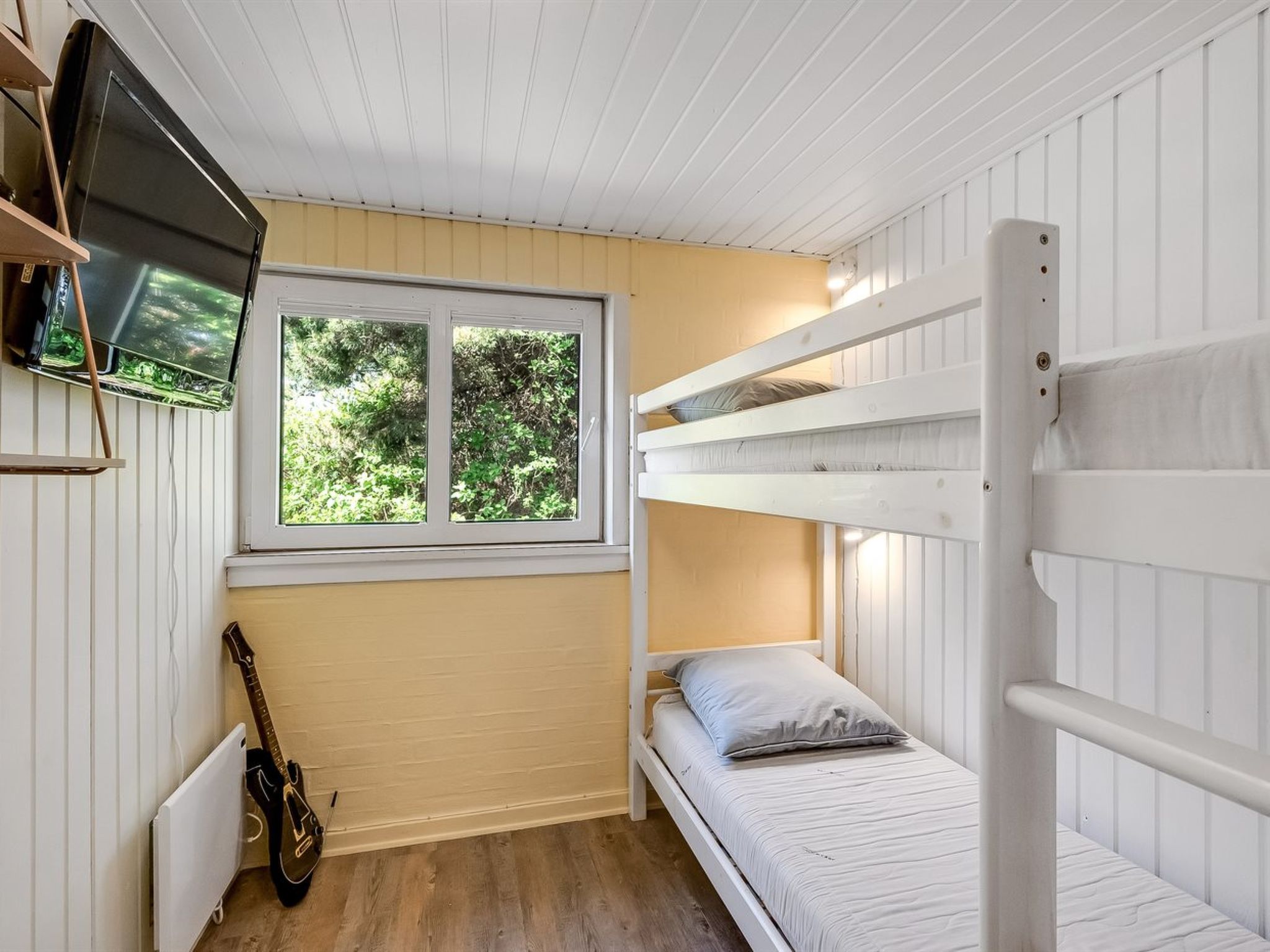 "Finne" - 800m from the sea - Inside