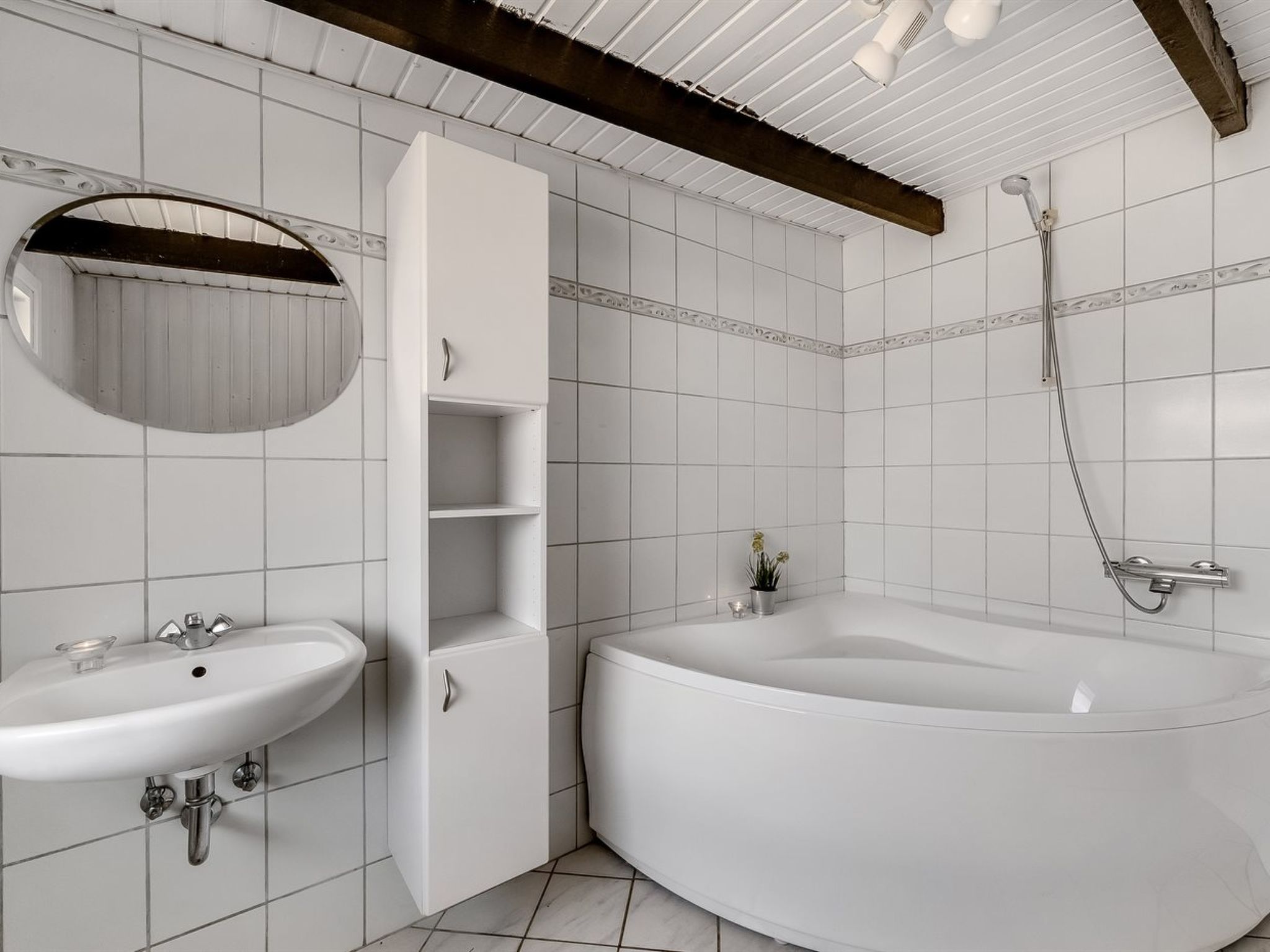 "Finne" - 800m from the sea-Binnen