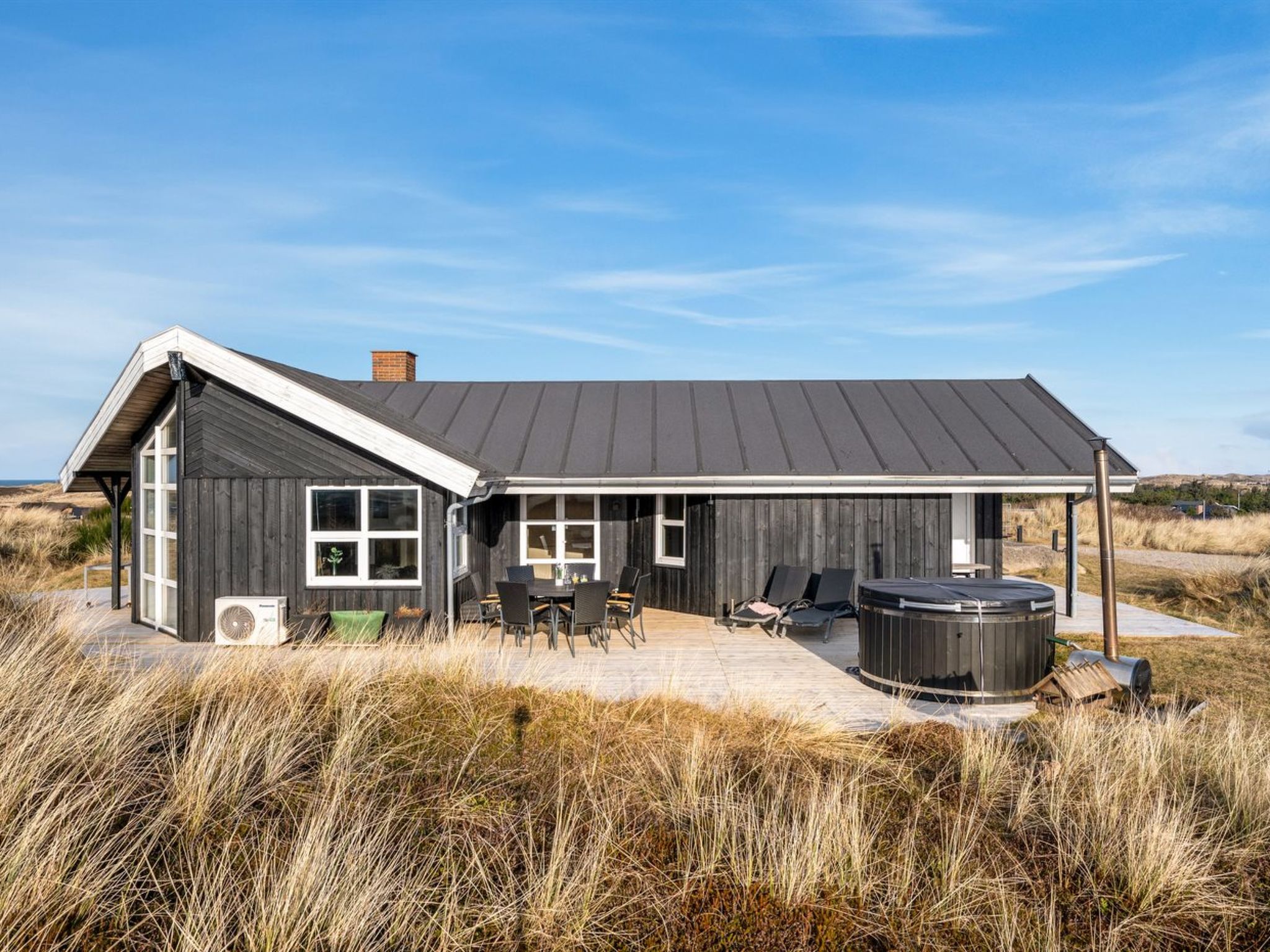 "Tahnee" - 450m from the sea