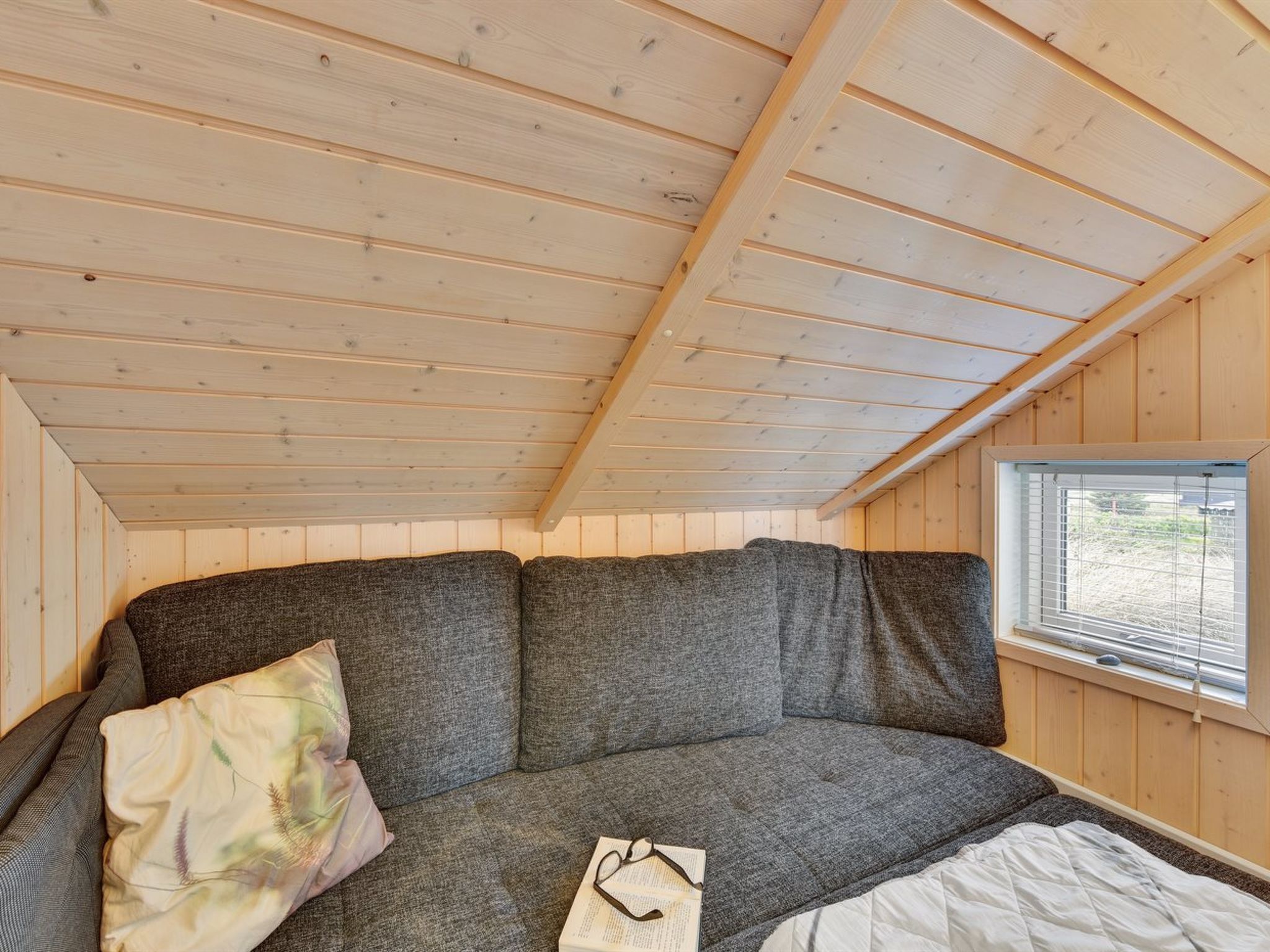 "Finnja" - 400m from the sea - Binnen