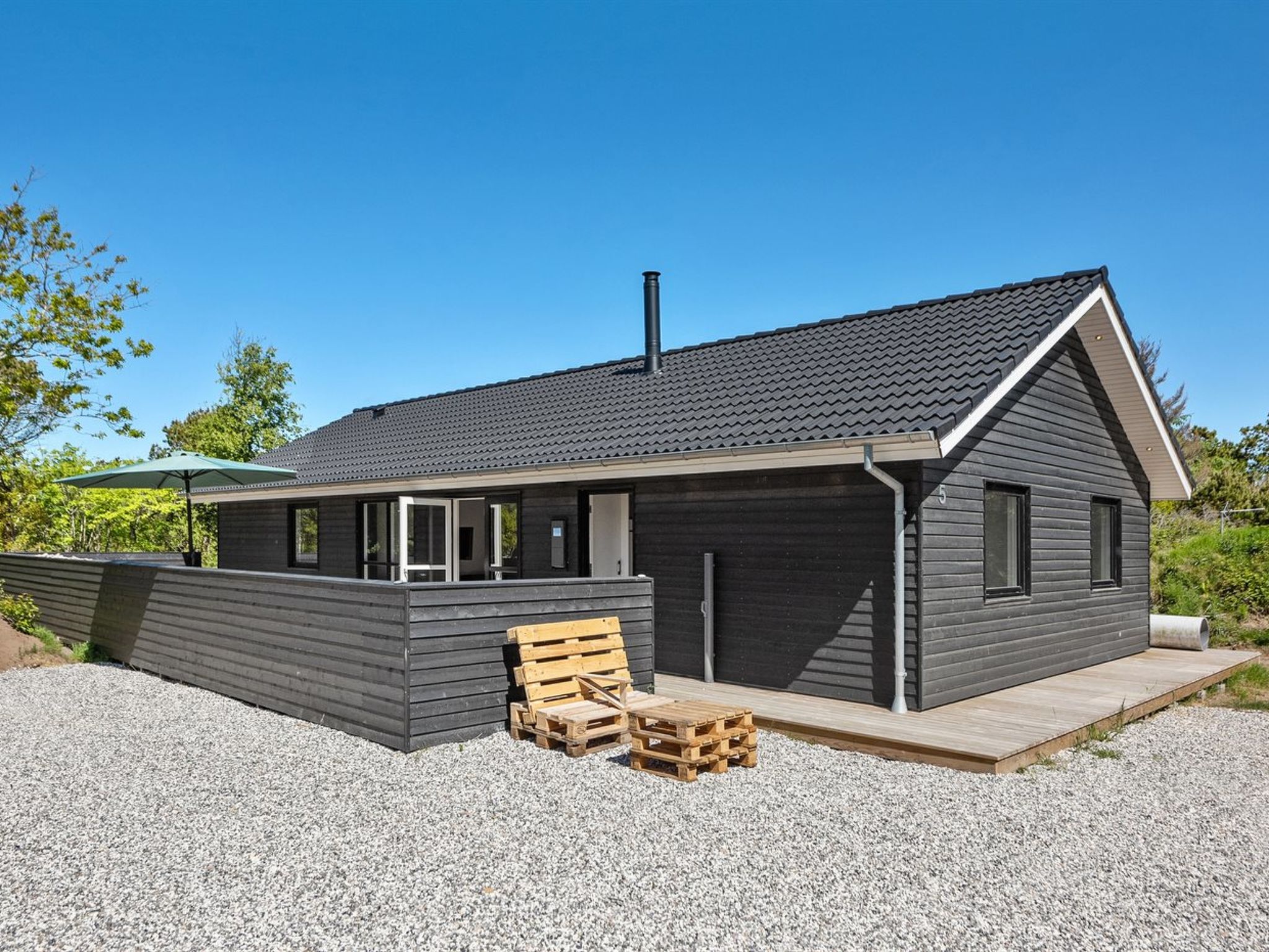 "Merve" - 800m to the fjord-Buiten