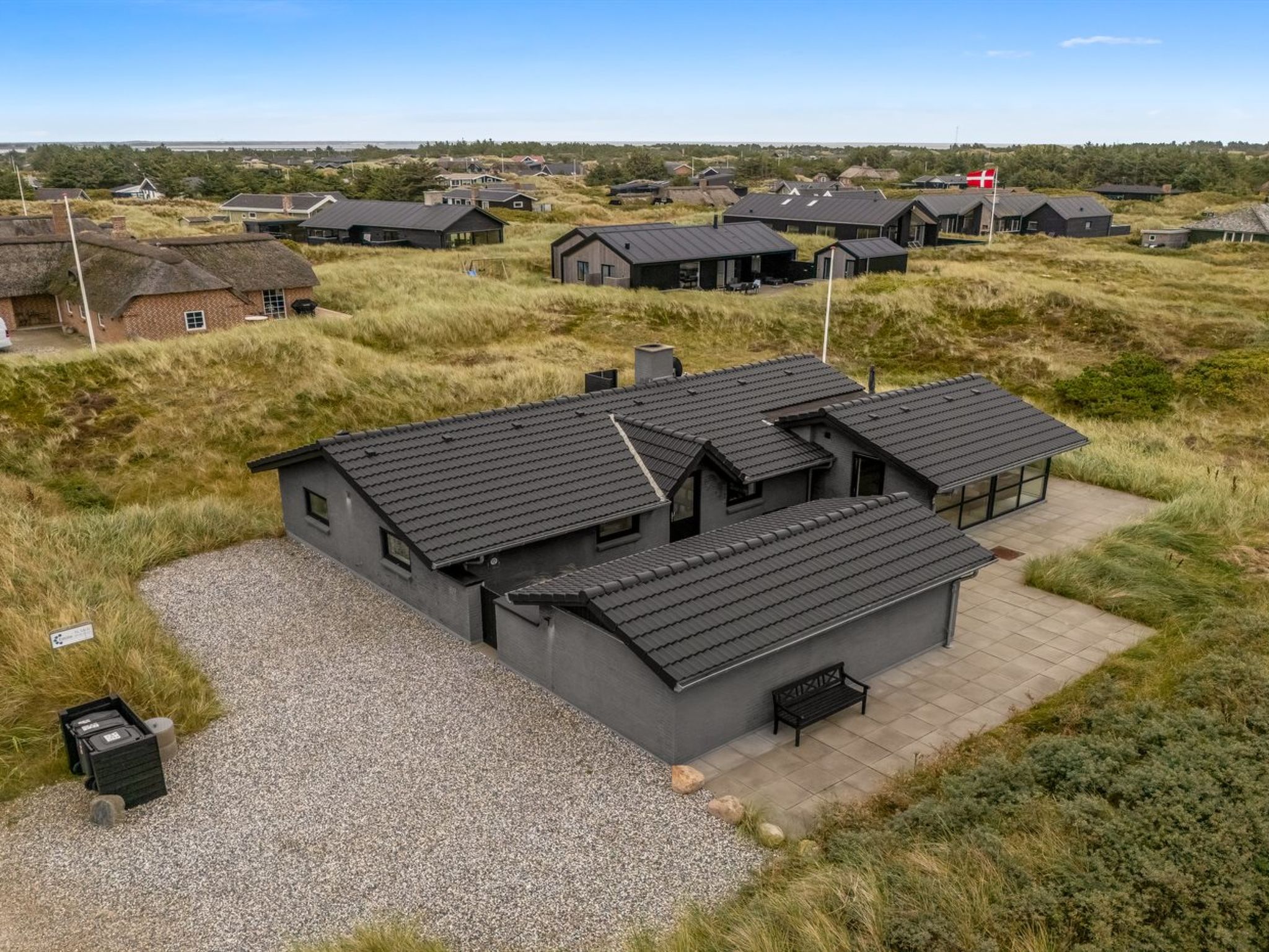 "Walther" - 300m from the sea - Outside