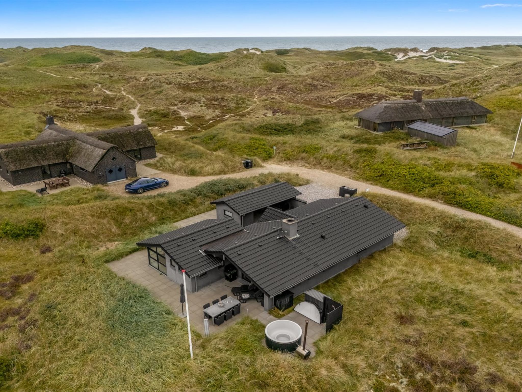 "Walther" - 300m from the sea - Outside