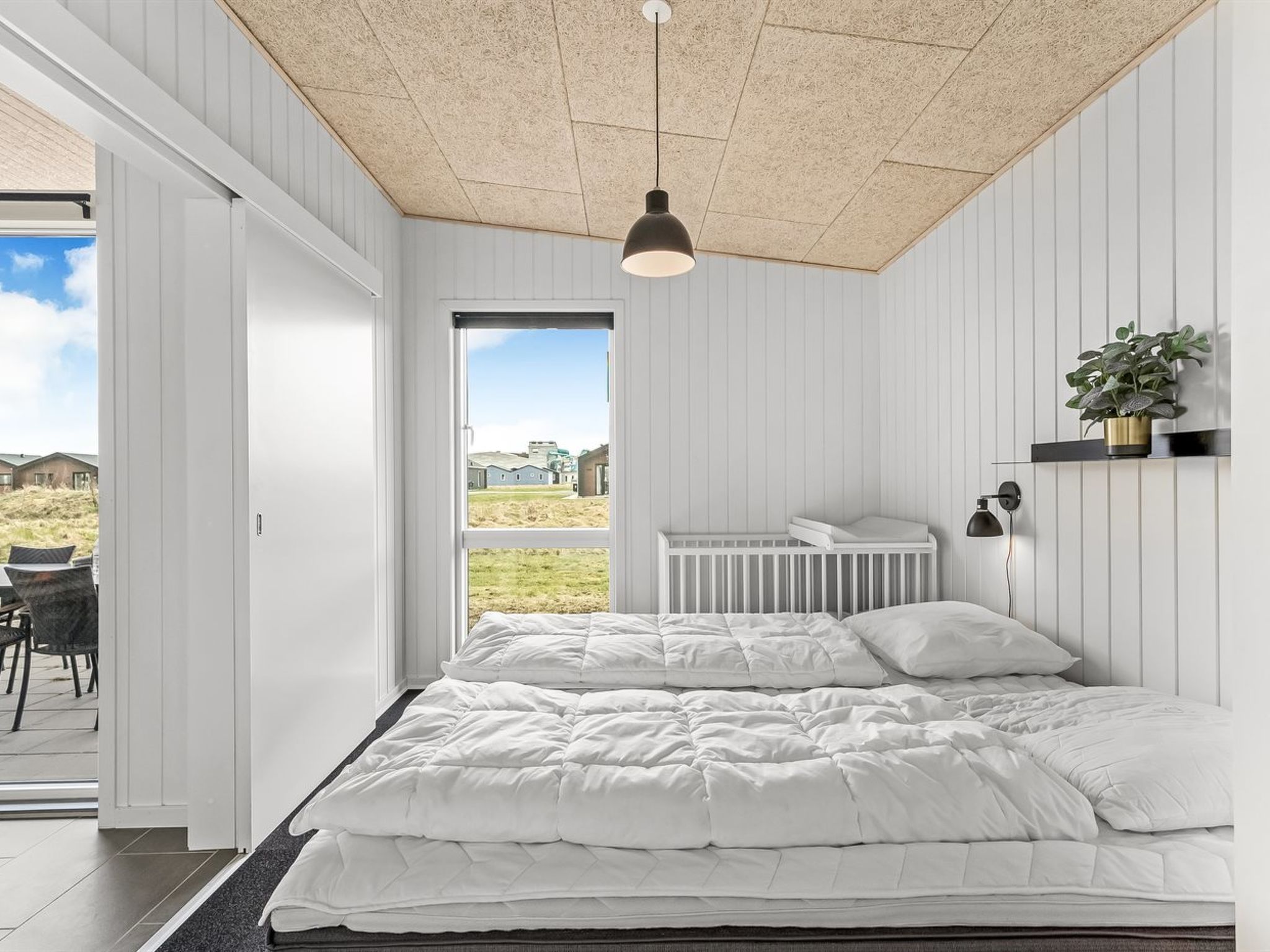 "Ilindenka" - 500m from the sea - Binnen