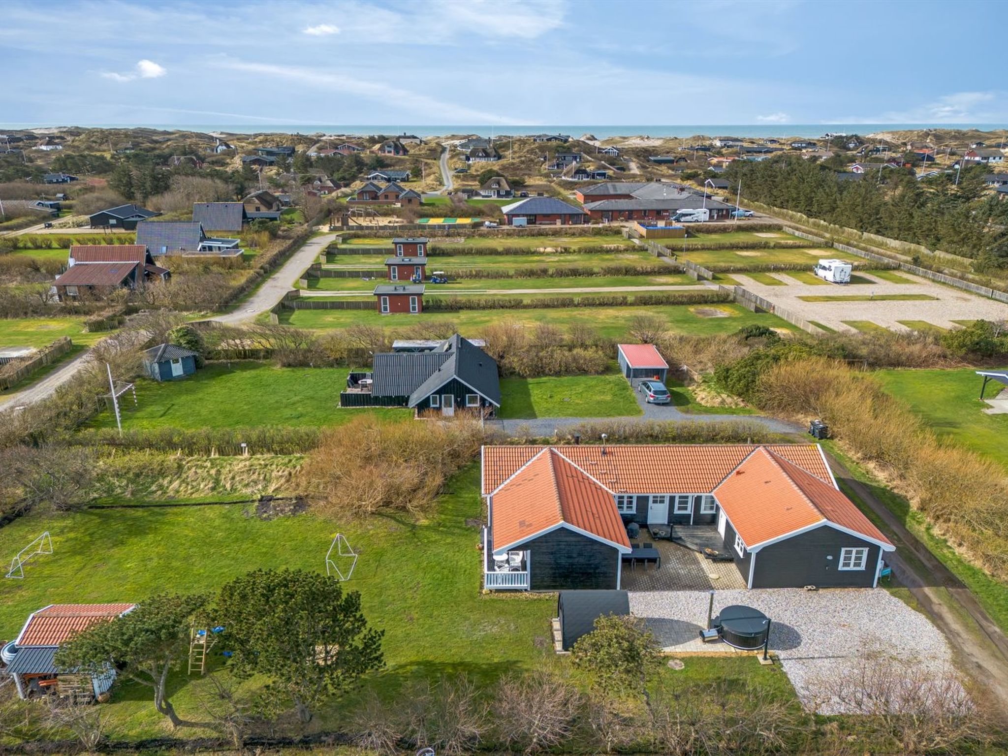 "Torhild" - 700m from the sea-Buiten