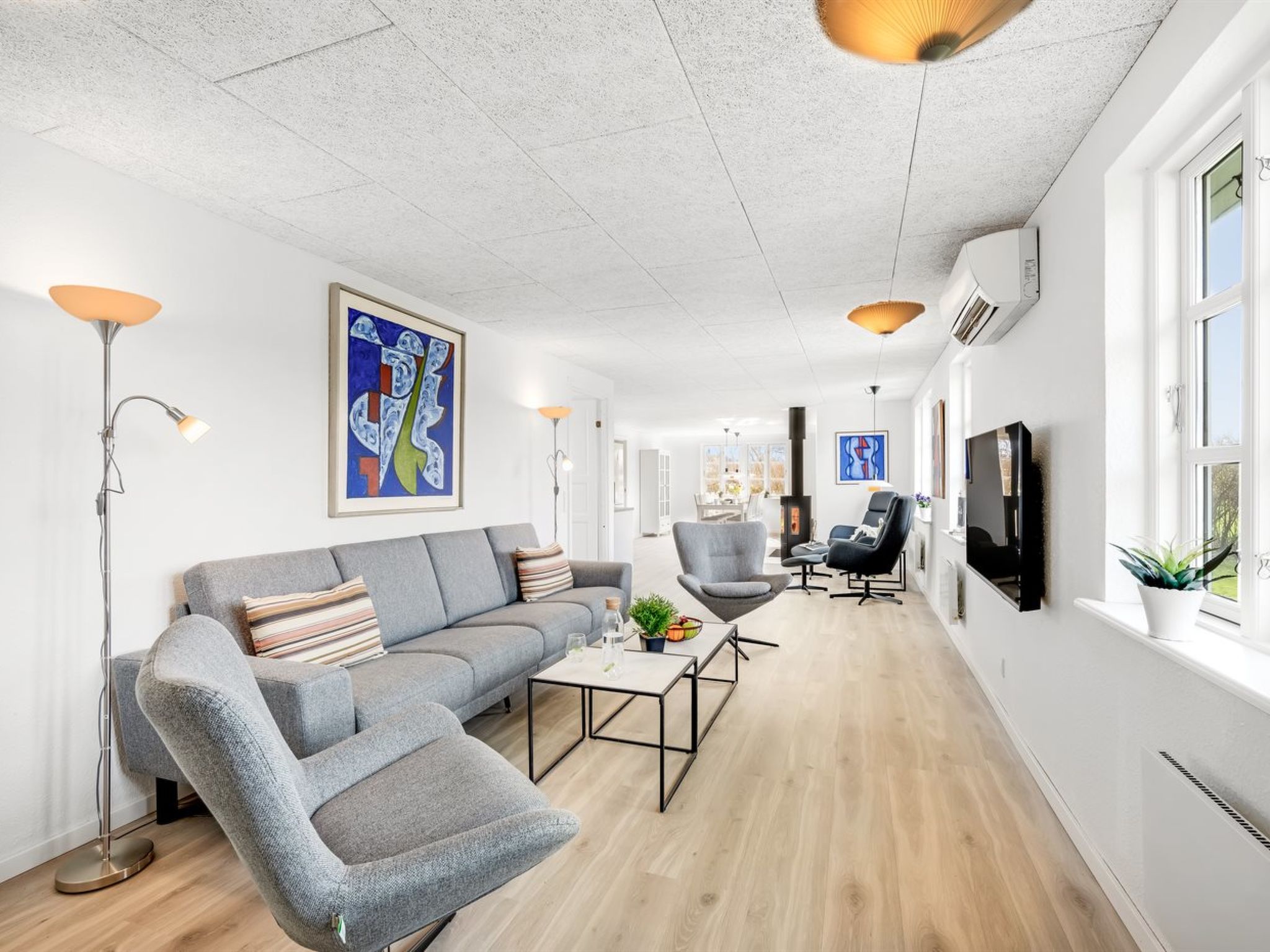 "Torhild" - 700m from the sea - Inside