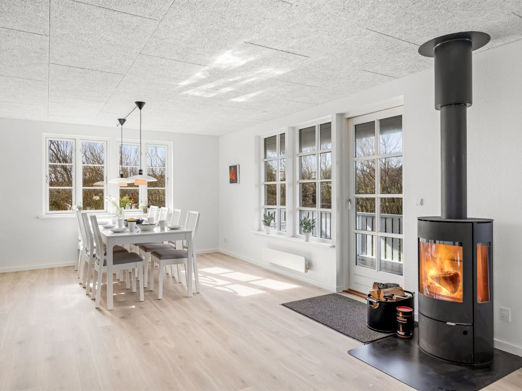 "Torhild" - 700m from the sea - Inside