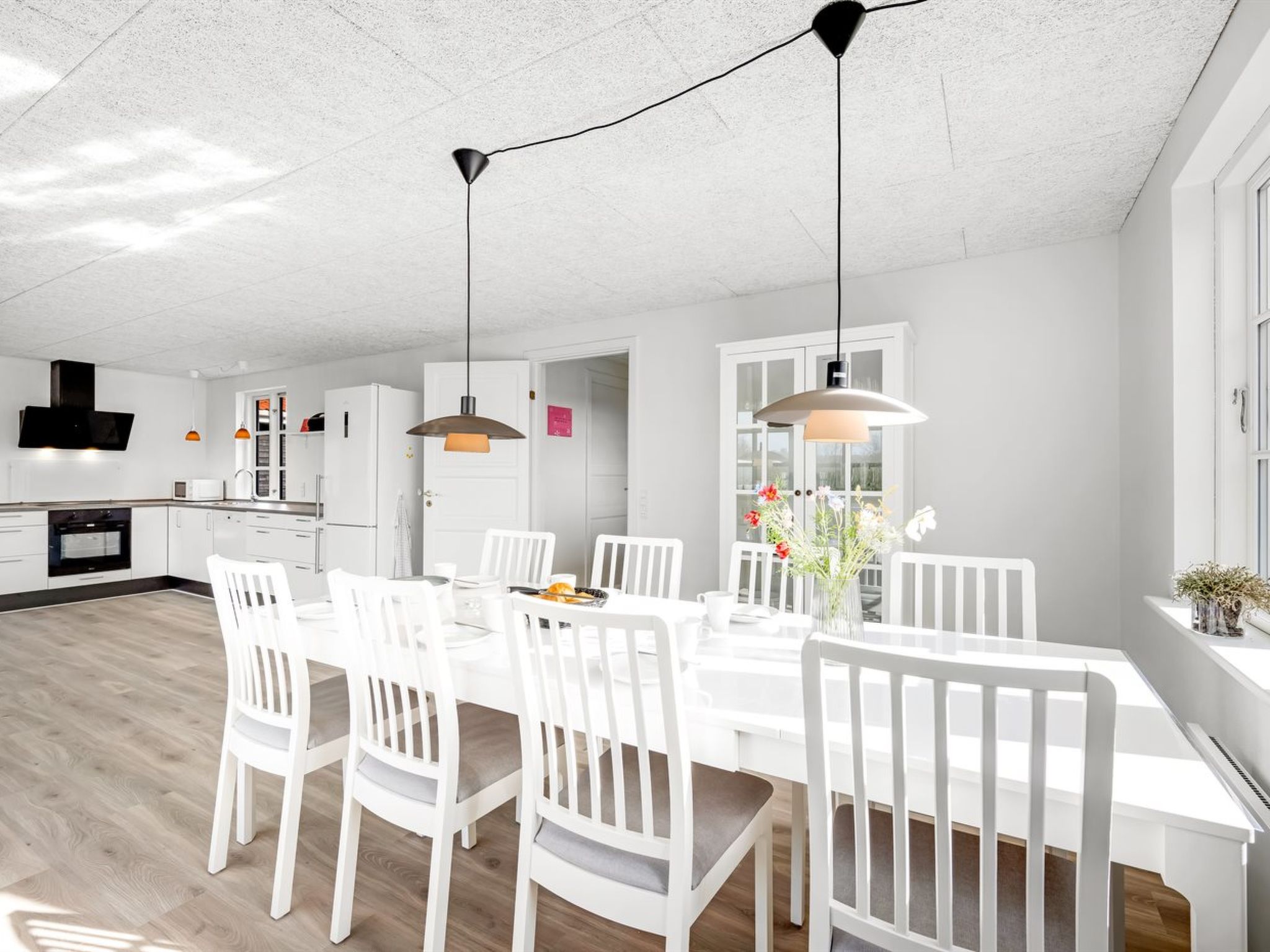 "Torhild" - 700m from the sea - Inside
