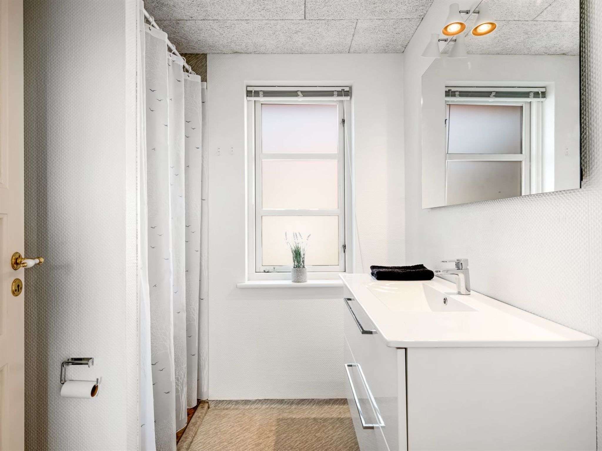 "Torhild" - 700m from the sea - Inside