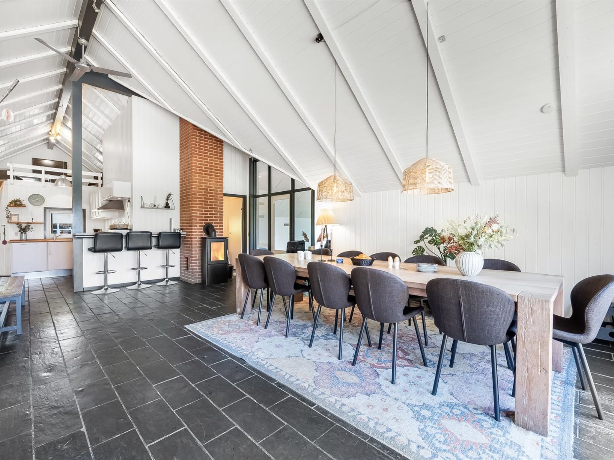 "Aage" - 1.7km from the sea - Drinnen