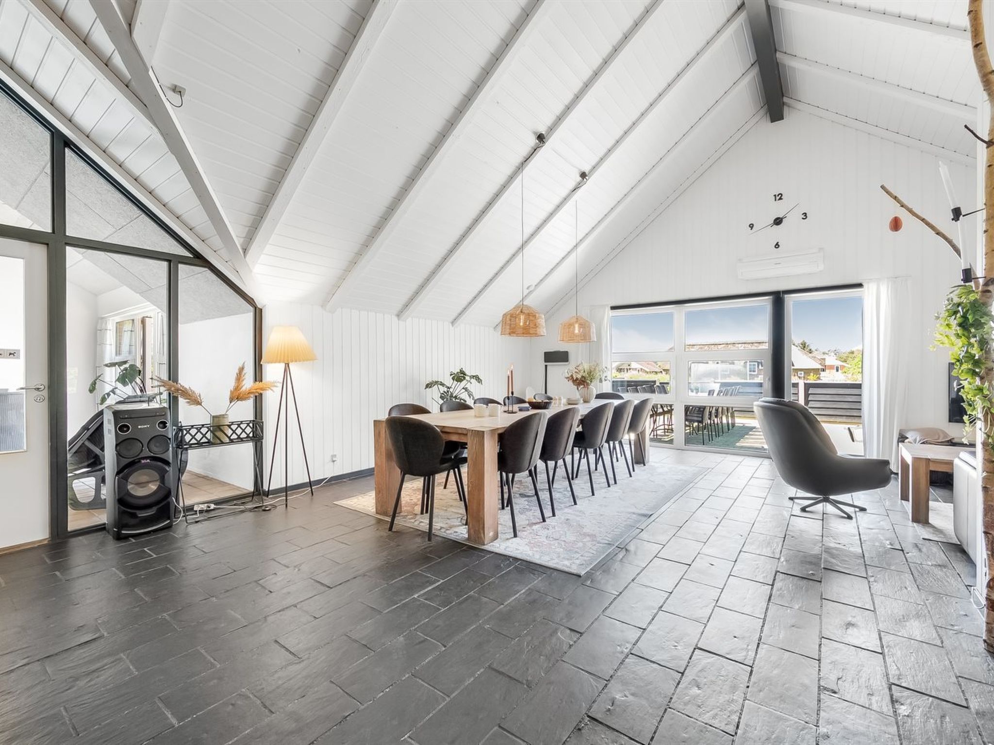 "Aage" - 1.7km from the sea - Drinnen
