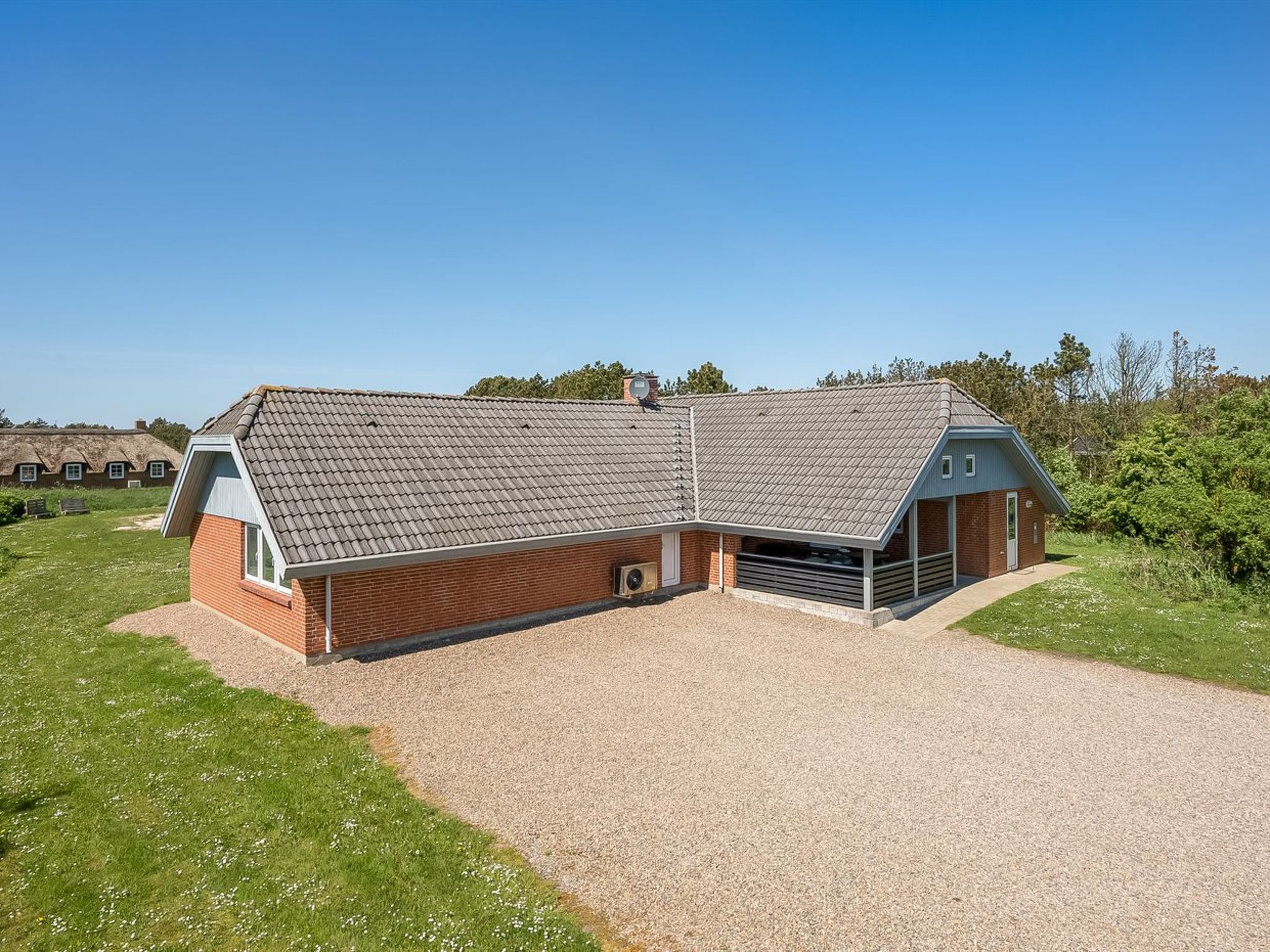 "Aage" - 1.7km from the sea - Draußen