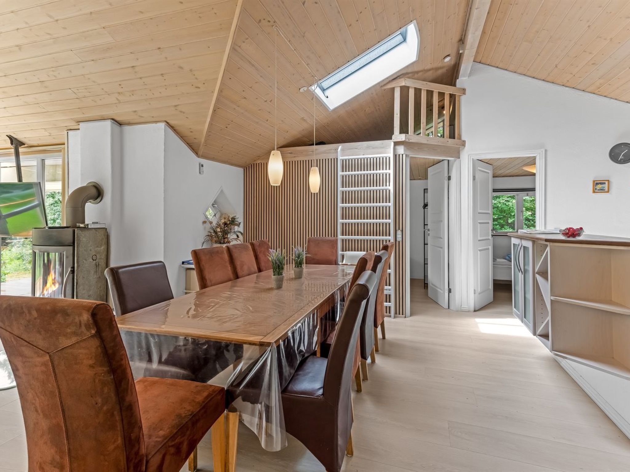 "Samine" - 2km from the sea-Inside