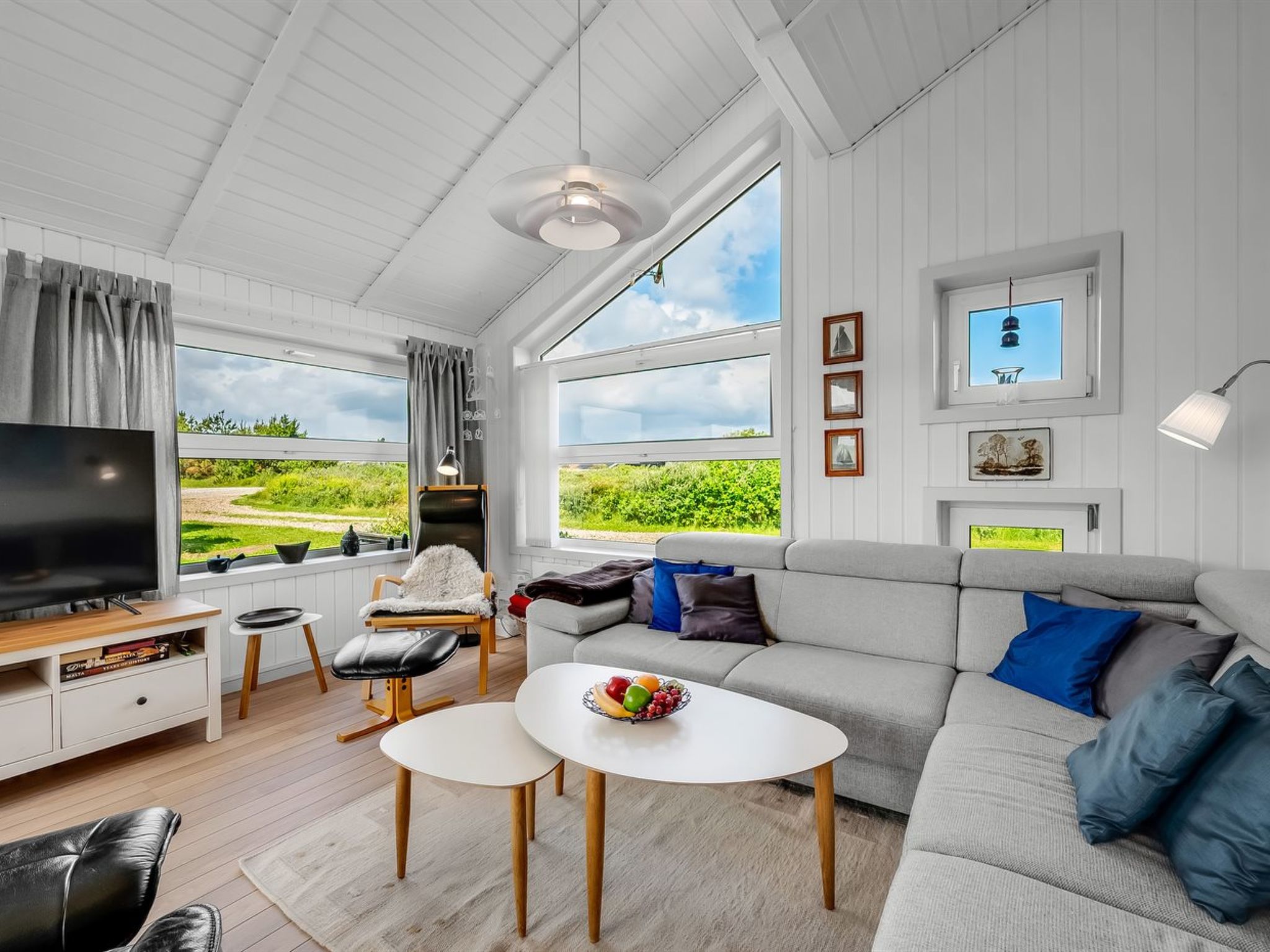 "Elviira" - 600m from the sea - Binnen