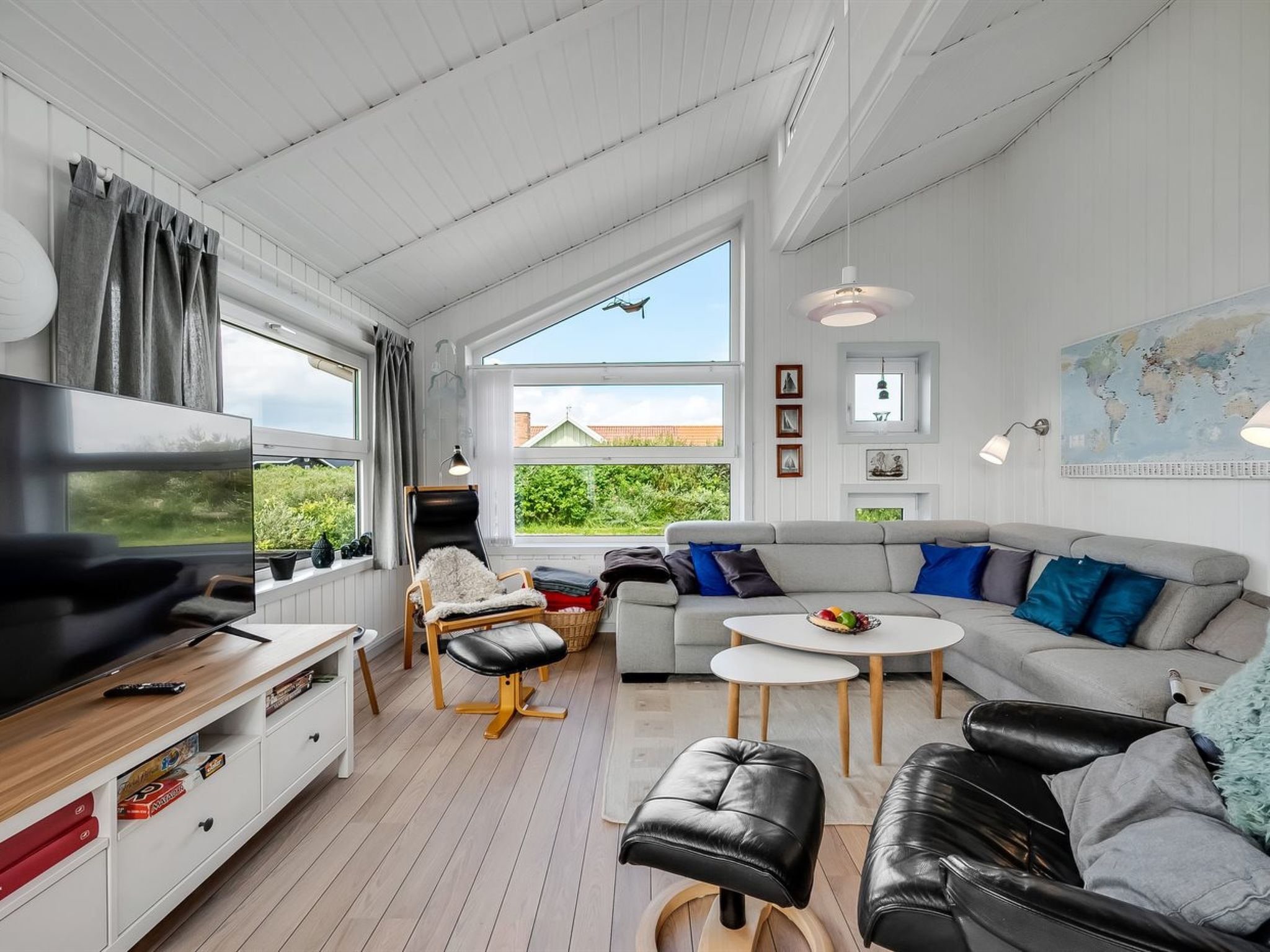 "Elviira" - 600m from the sea - Binnen