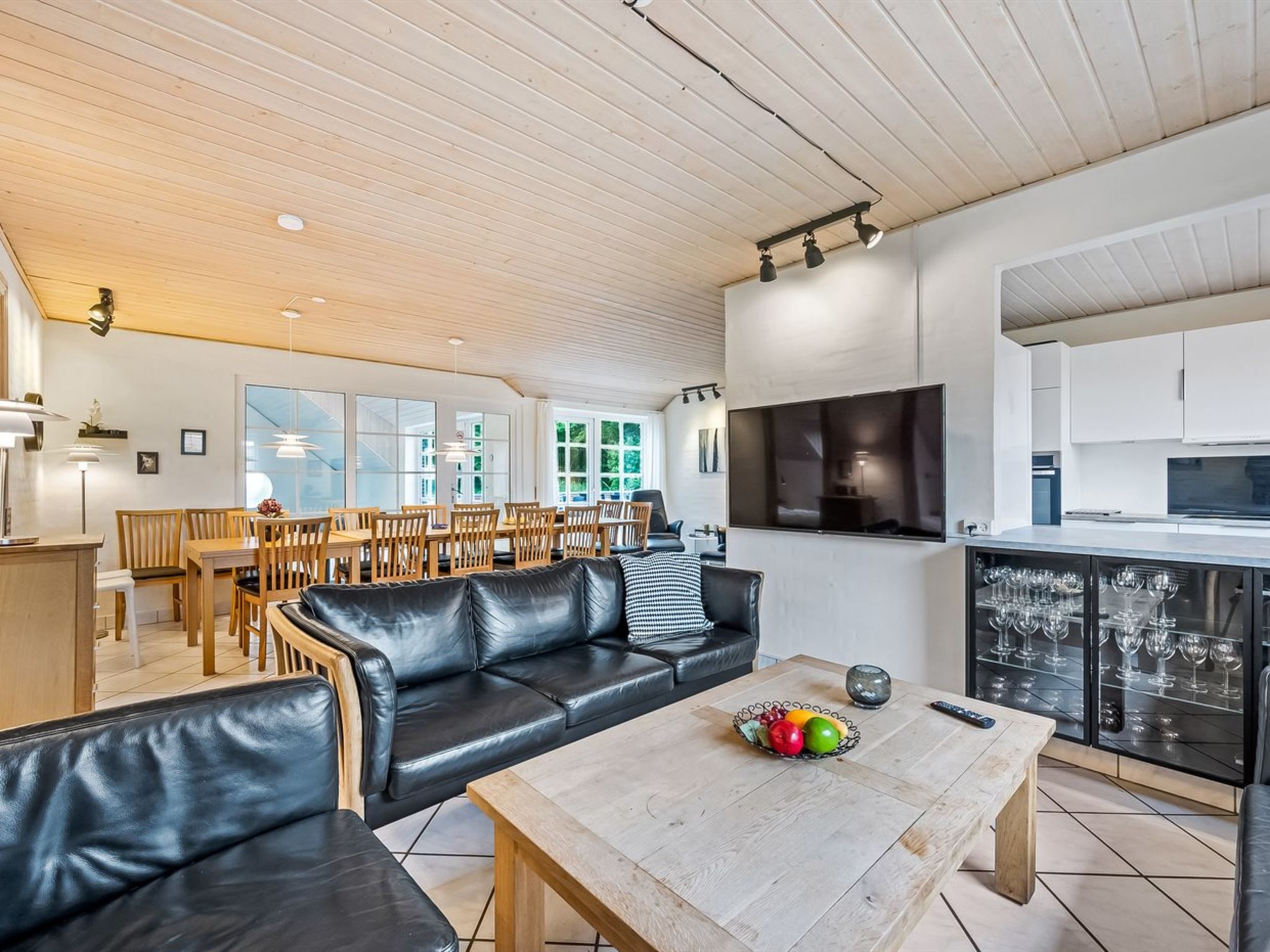 "Botmar" - 1.5km from the sea - Binnen