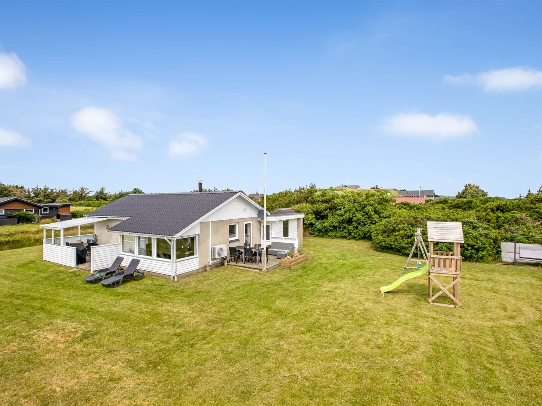 "Hejdi" - 650m from the sea