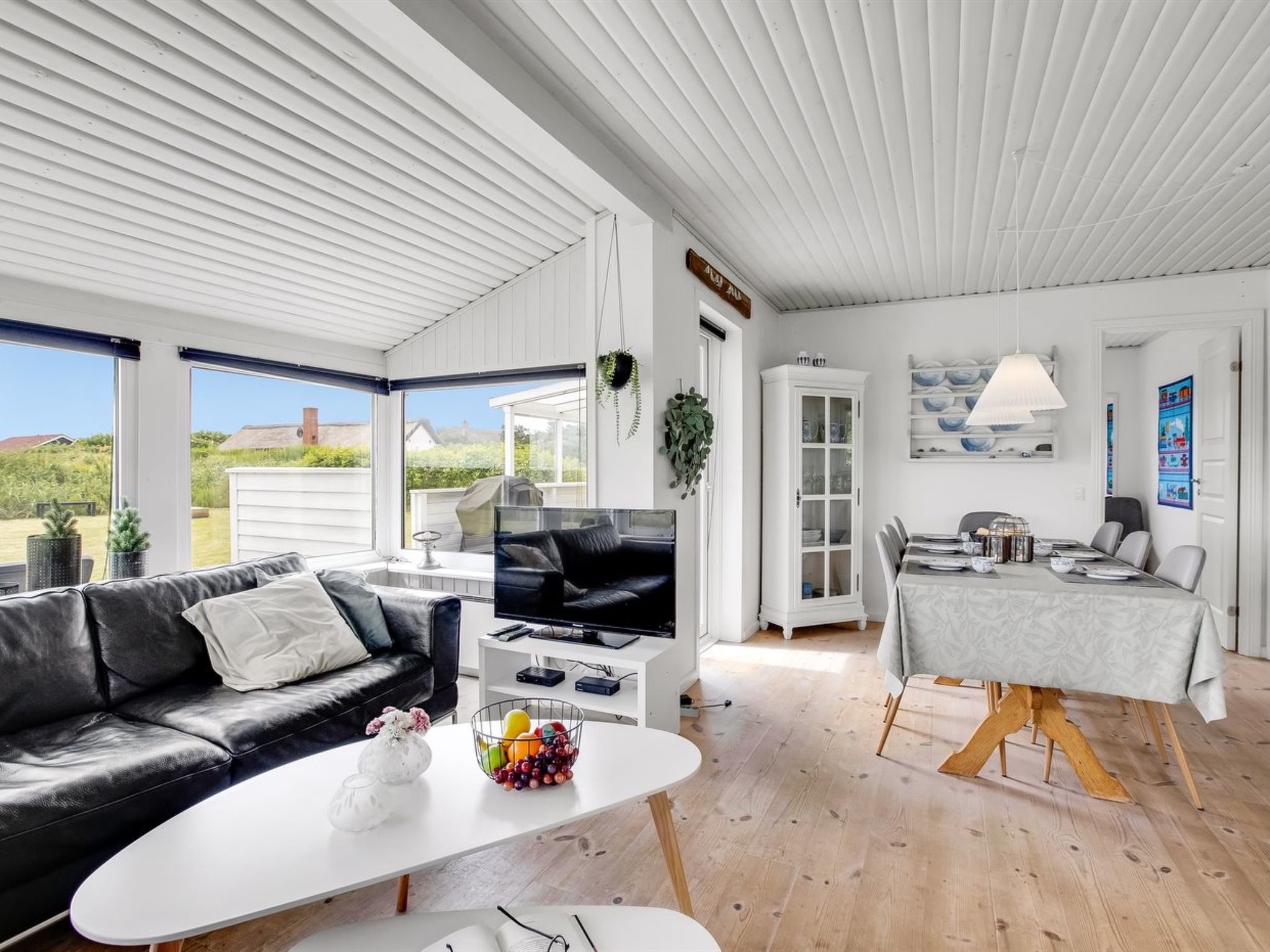 "Hejdi" - 650m from the sea-Binnen