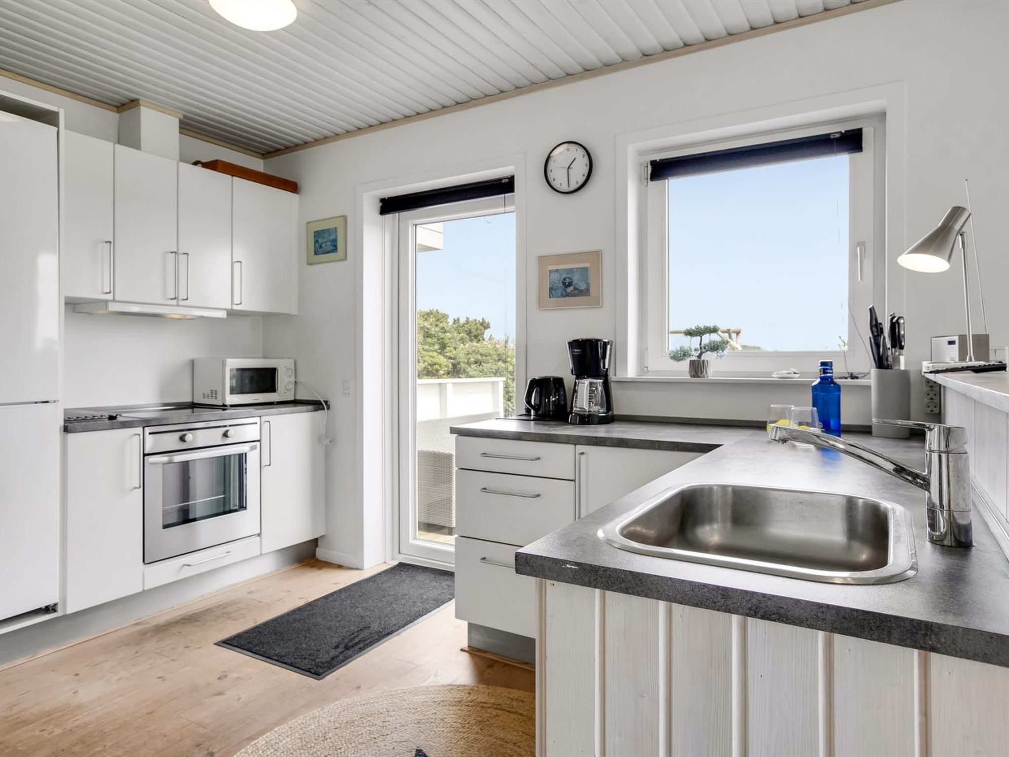 "Hejdi" - 650m from the sea - Drinnen
