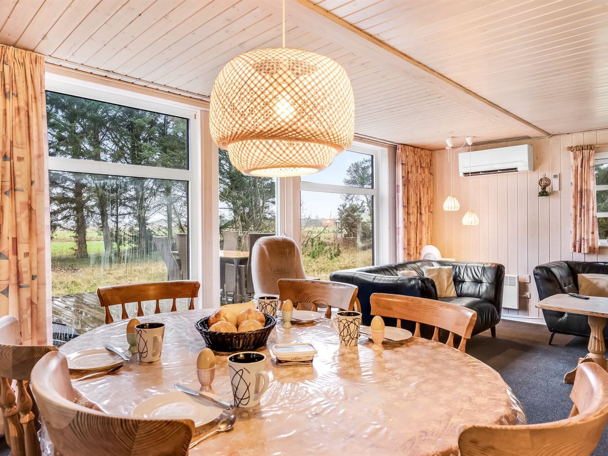 "Brawith" - 700m to the fjord-Binnen