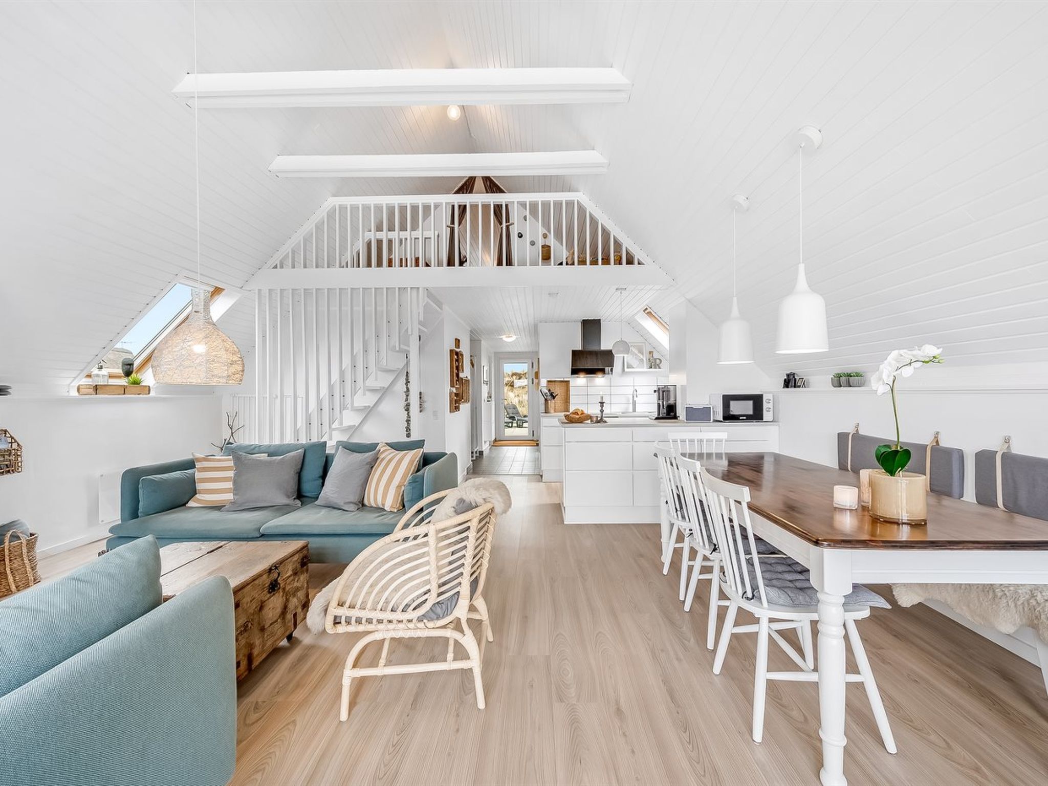 "Jelisaveta" - 500m from the sea - Binnen