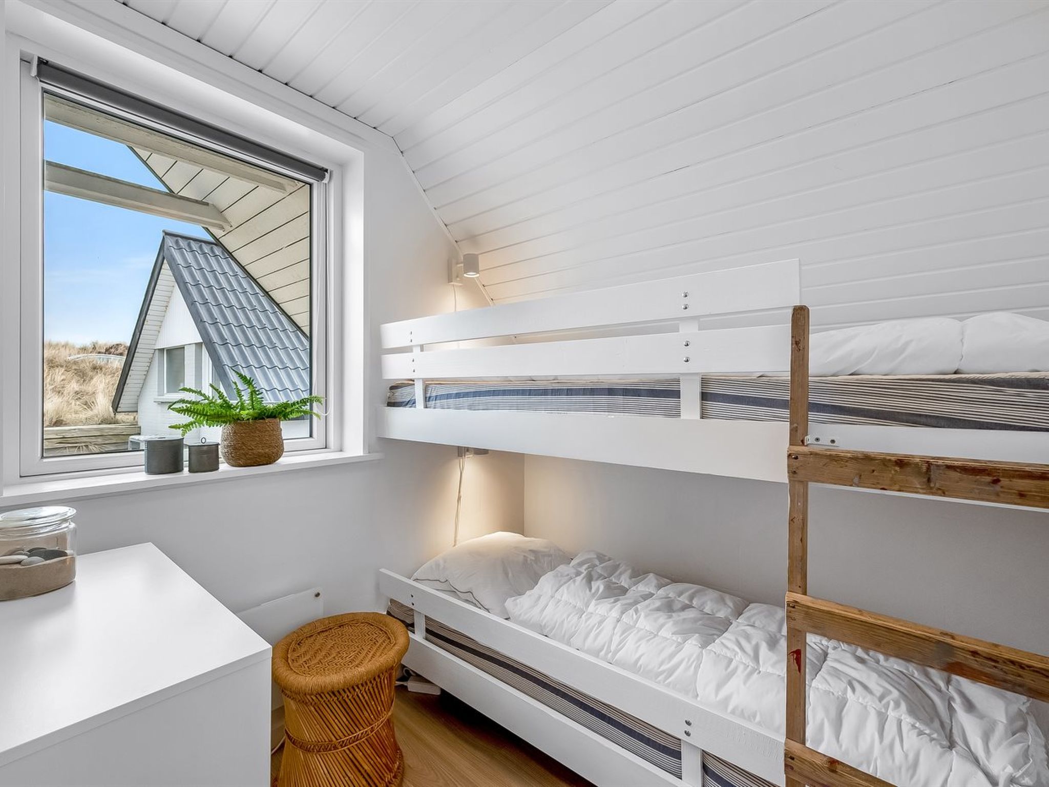 "Jelisaveta" - 500m from the sea - Binnen