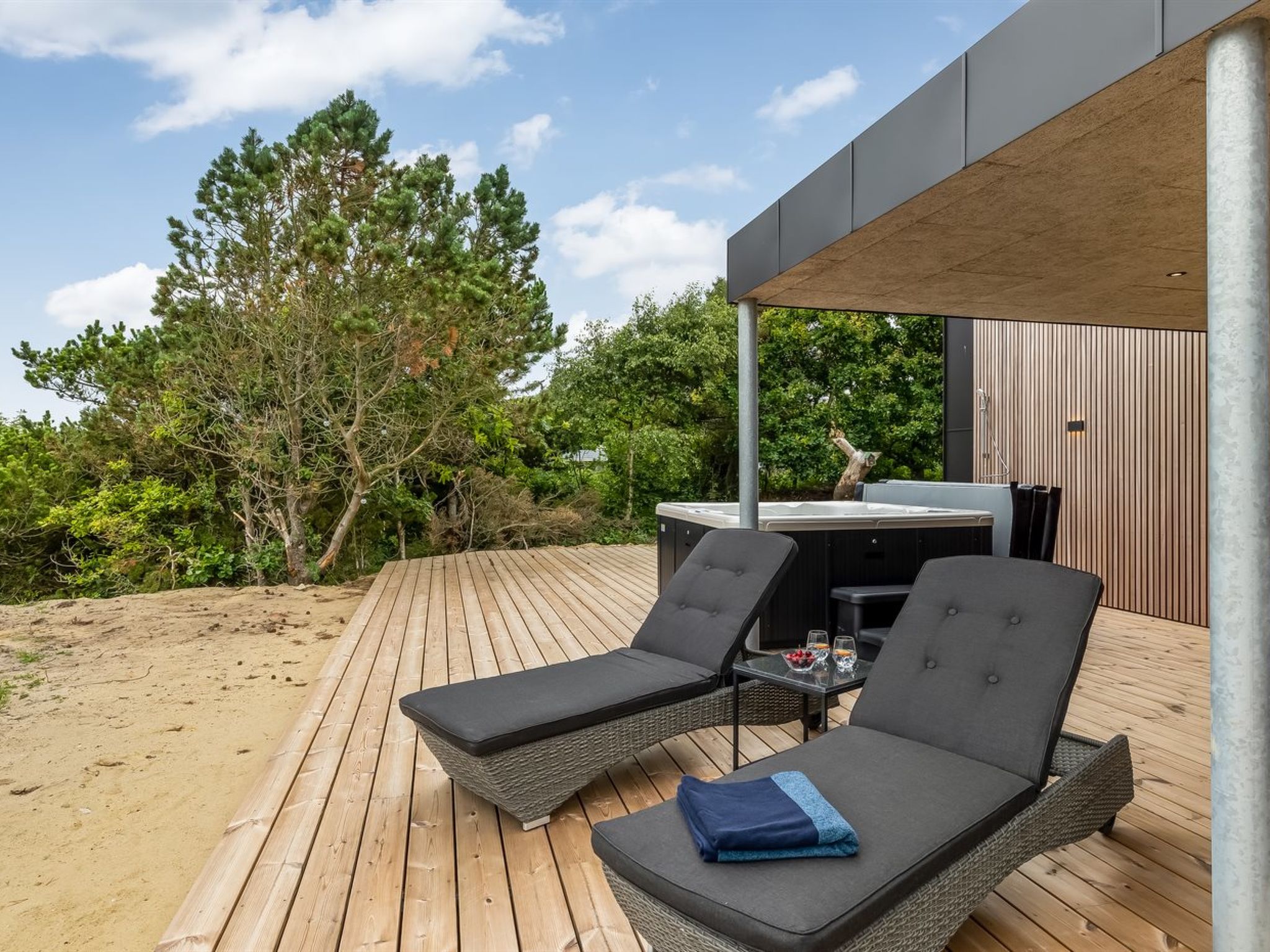 "Øthger" - 1.3km from the sea — Terrace (2 of 39)