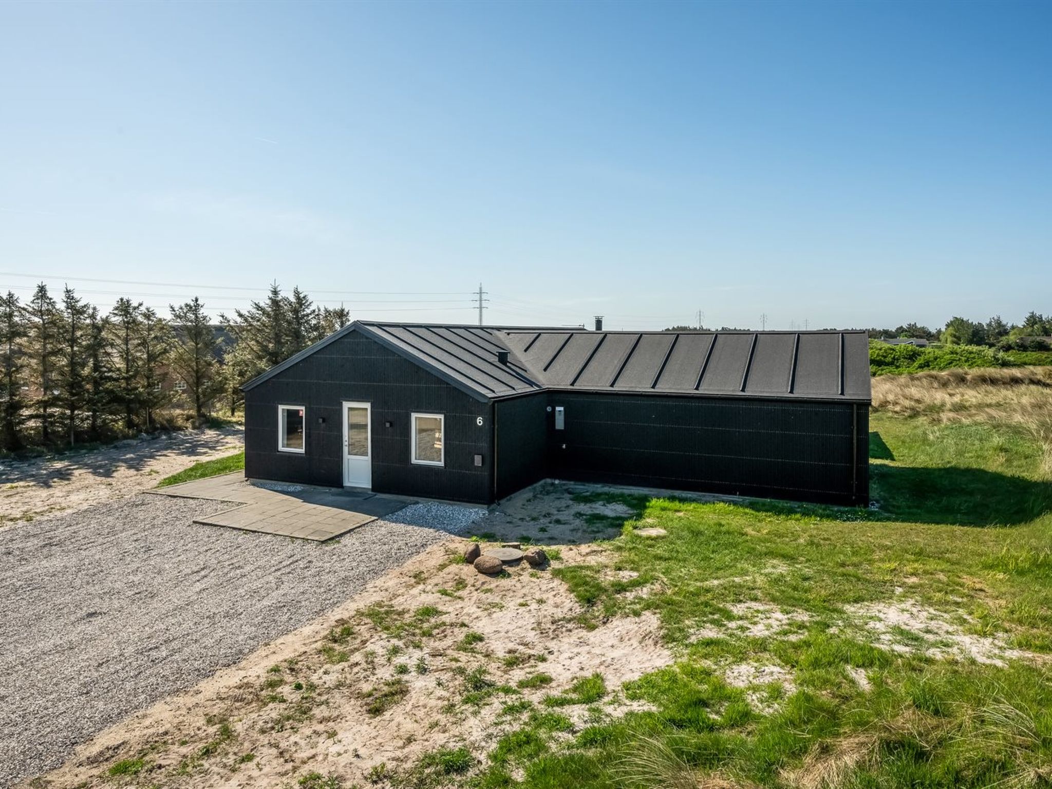 "Agnes" - 900m from the sea