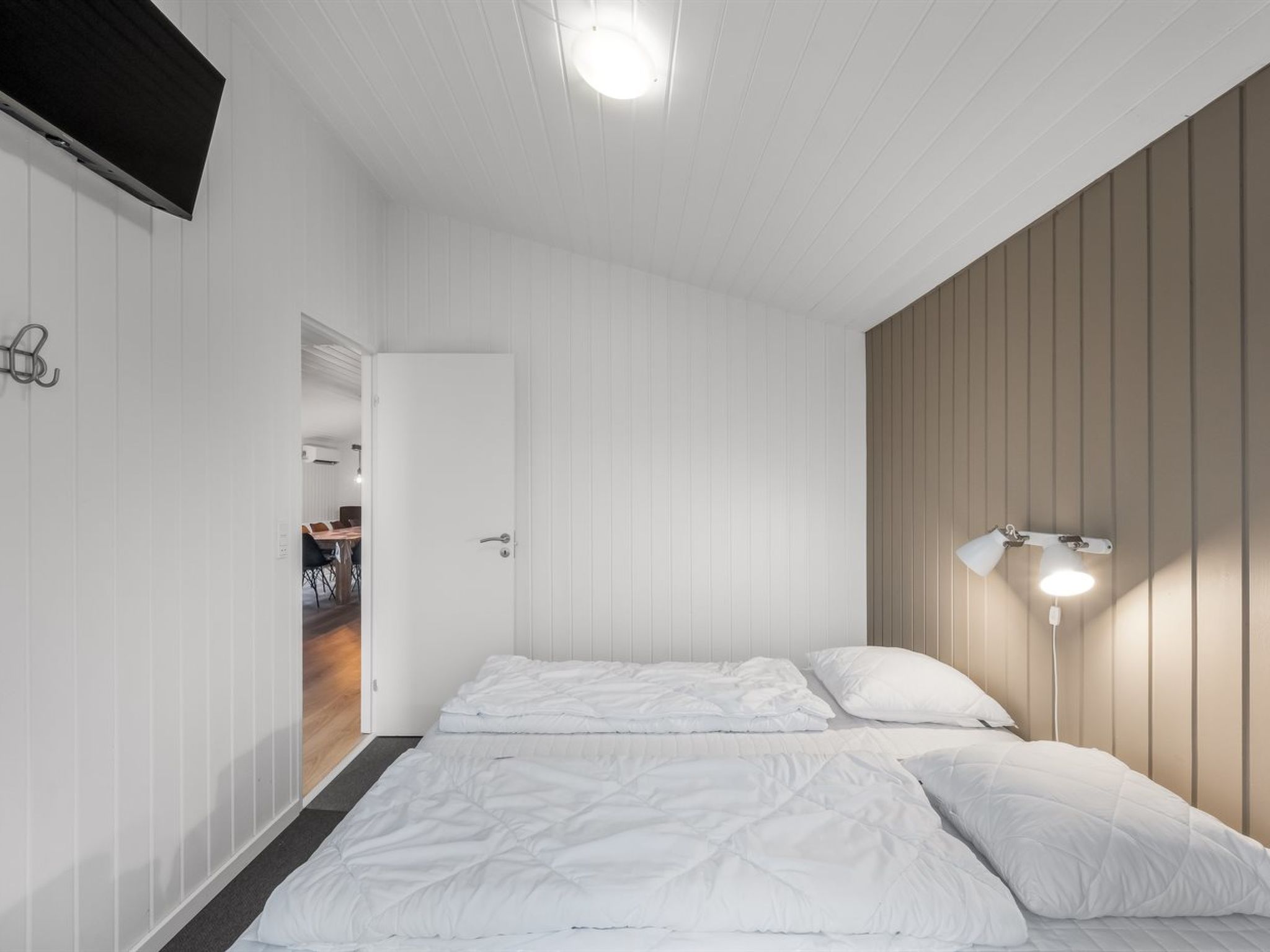 "Agnes" - 900m from the sea - Inside