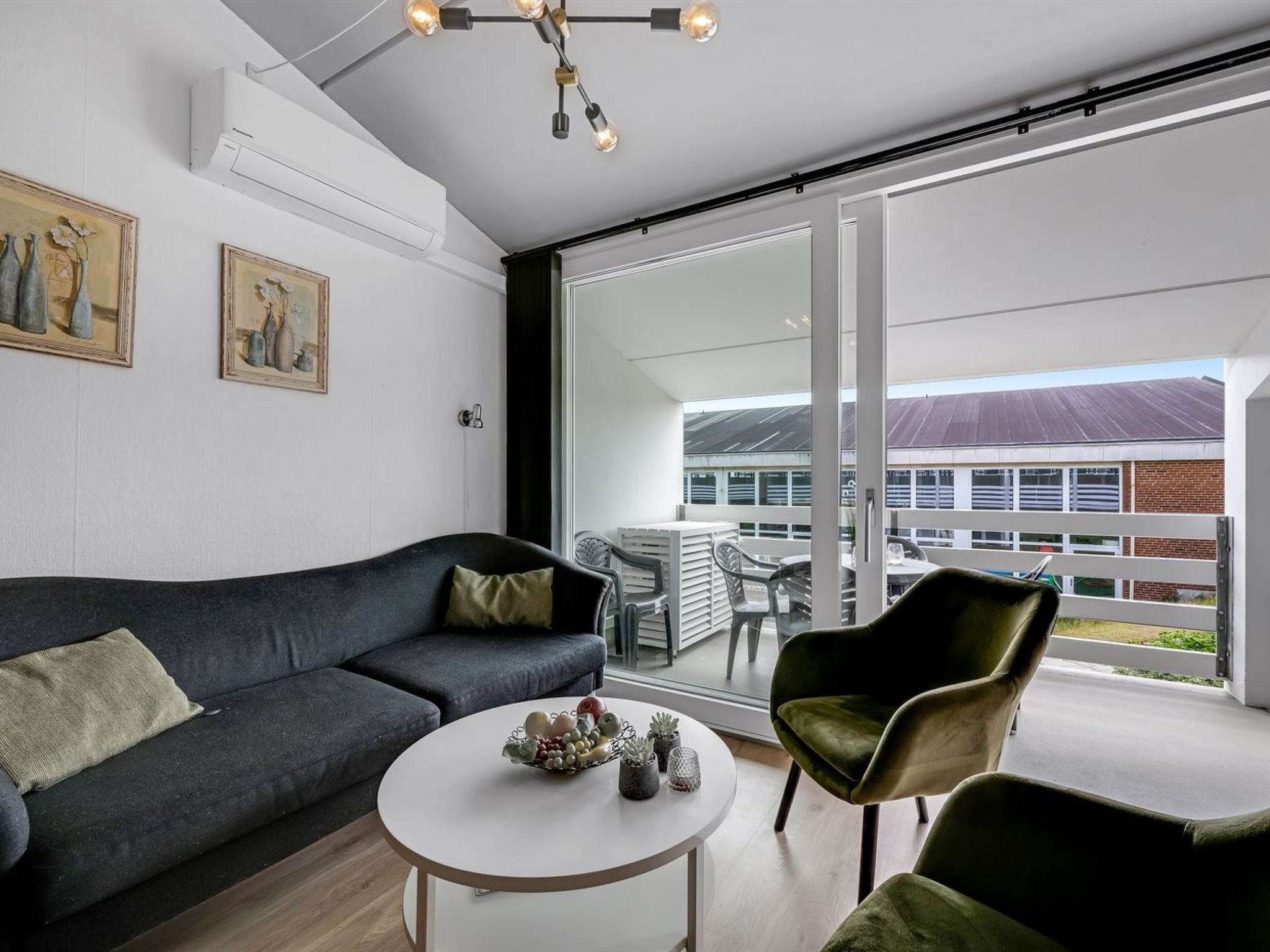 "Jari" - 200m from the sea - Drinnen