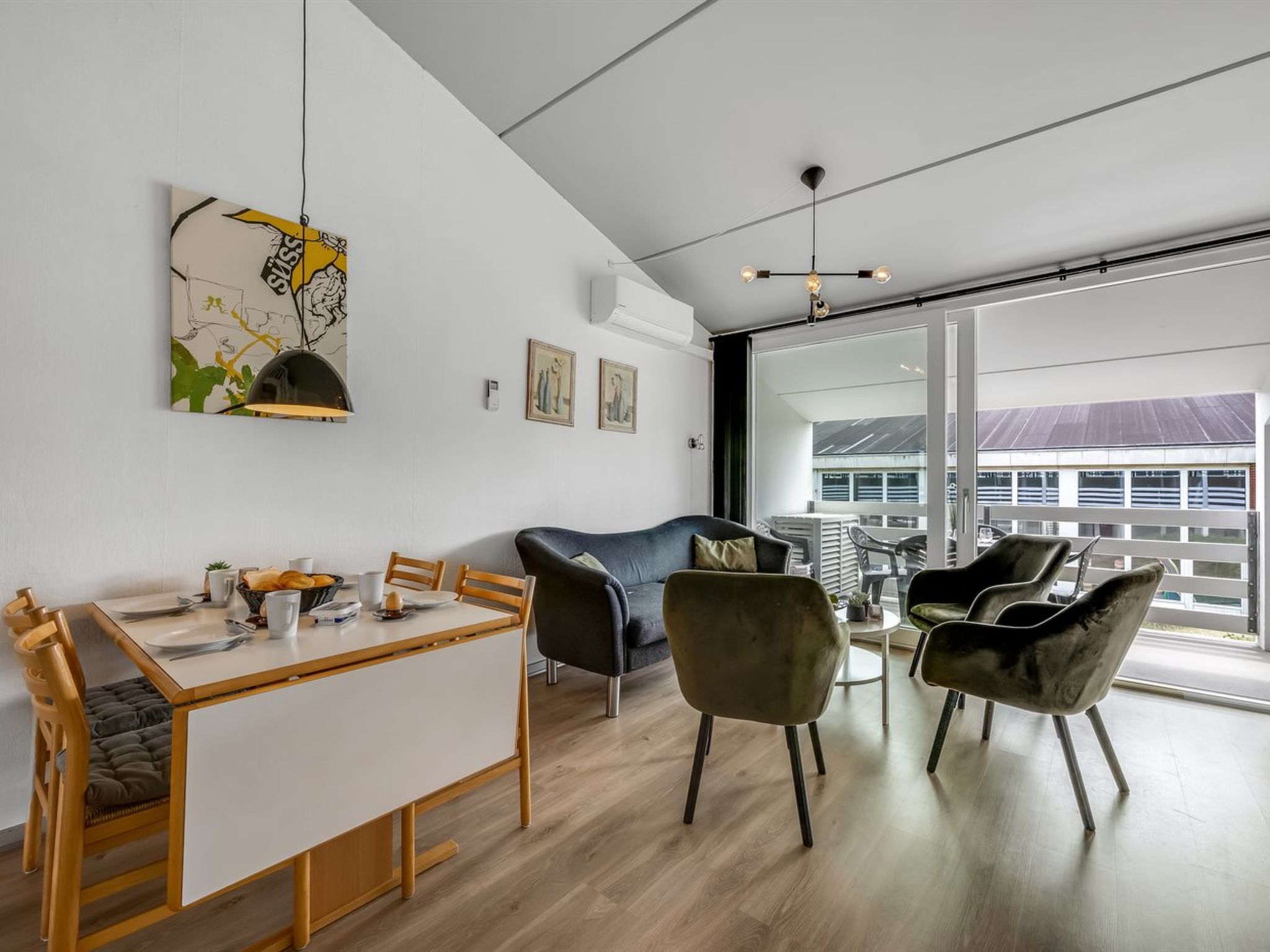 "Jari" - 200m from the sea - Drinnen