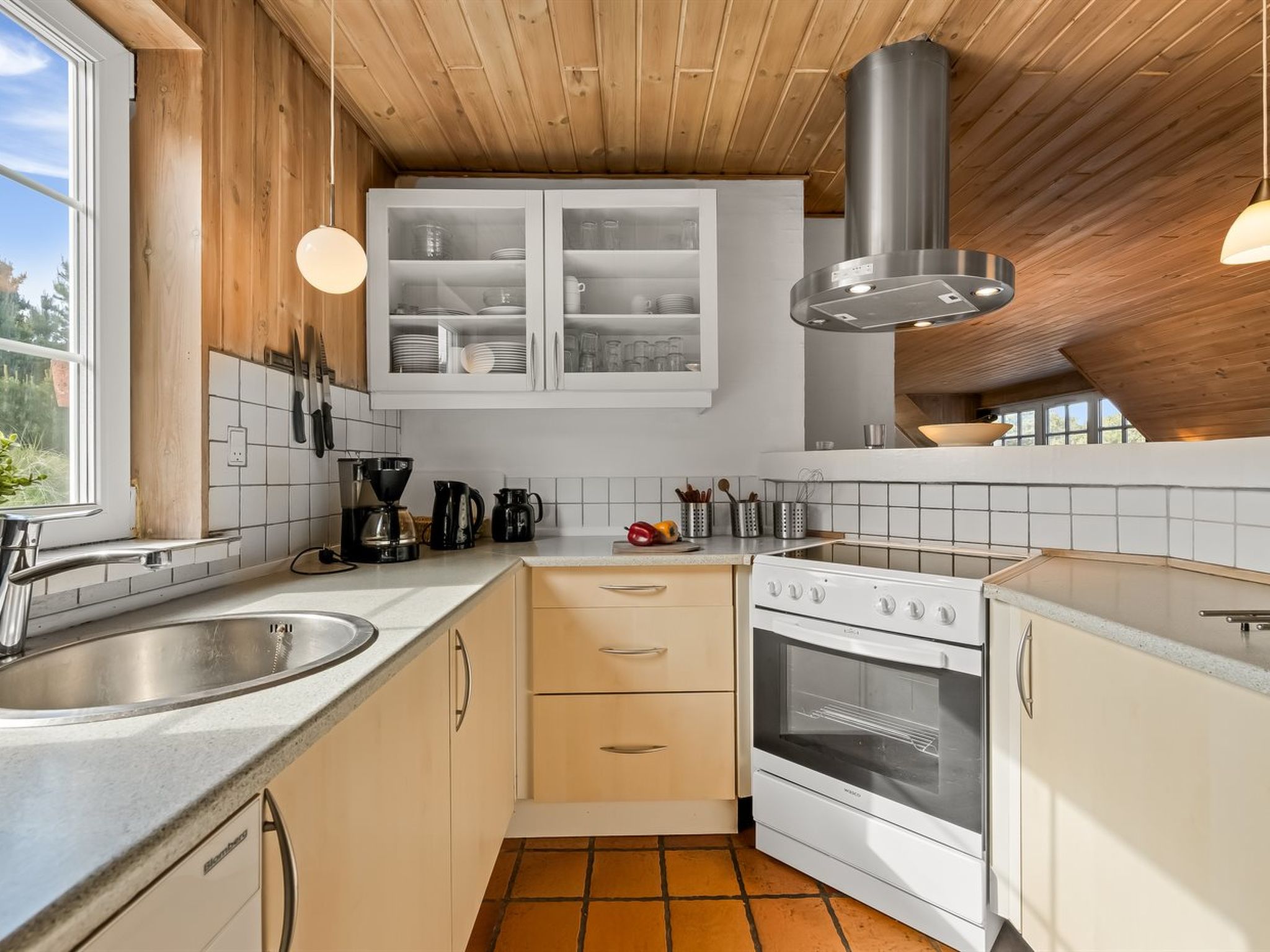 "Thiodver" - 850m from the sea-Inside