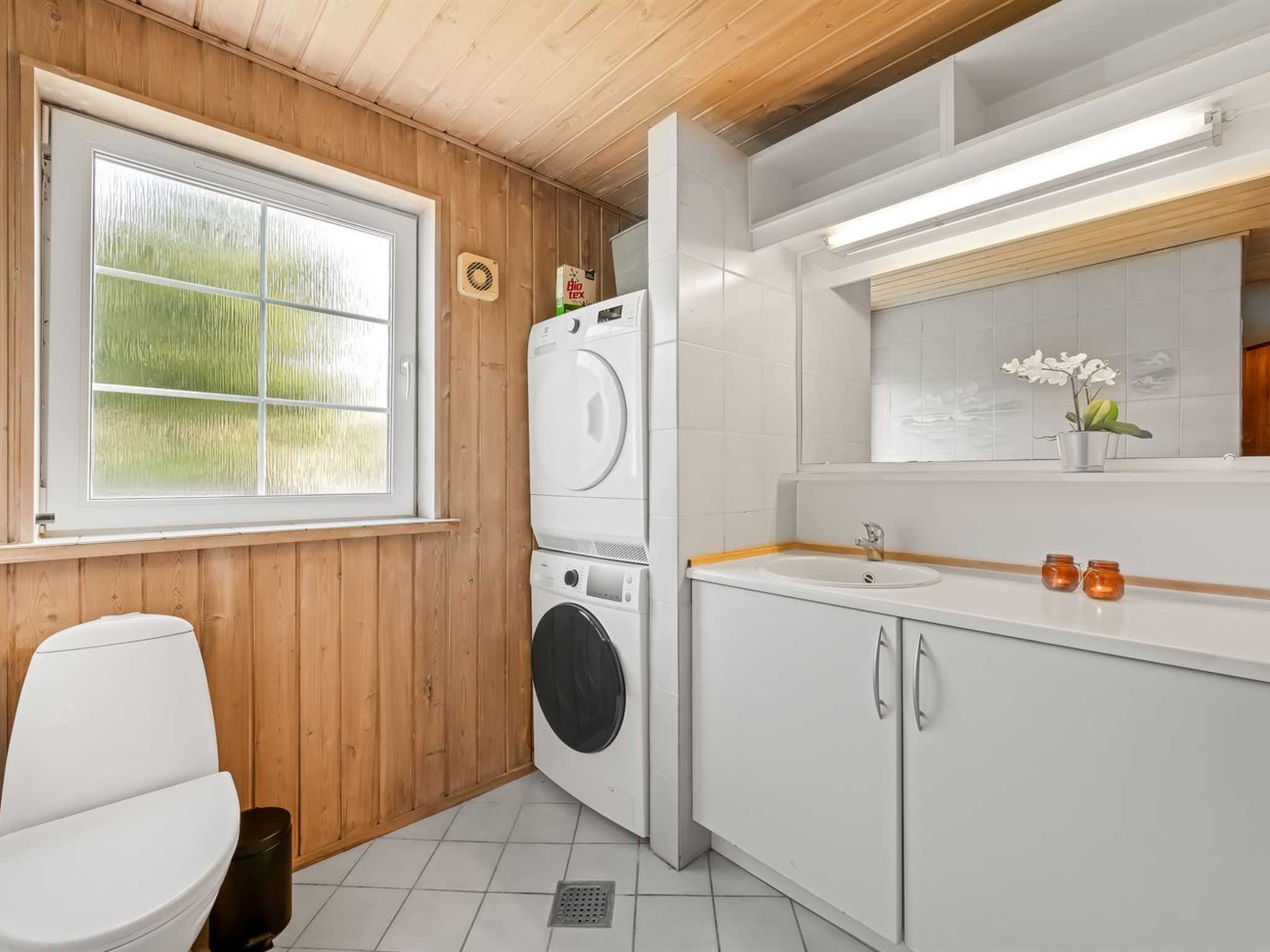 "Thiodver" - 850m from the sea-Inside