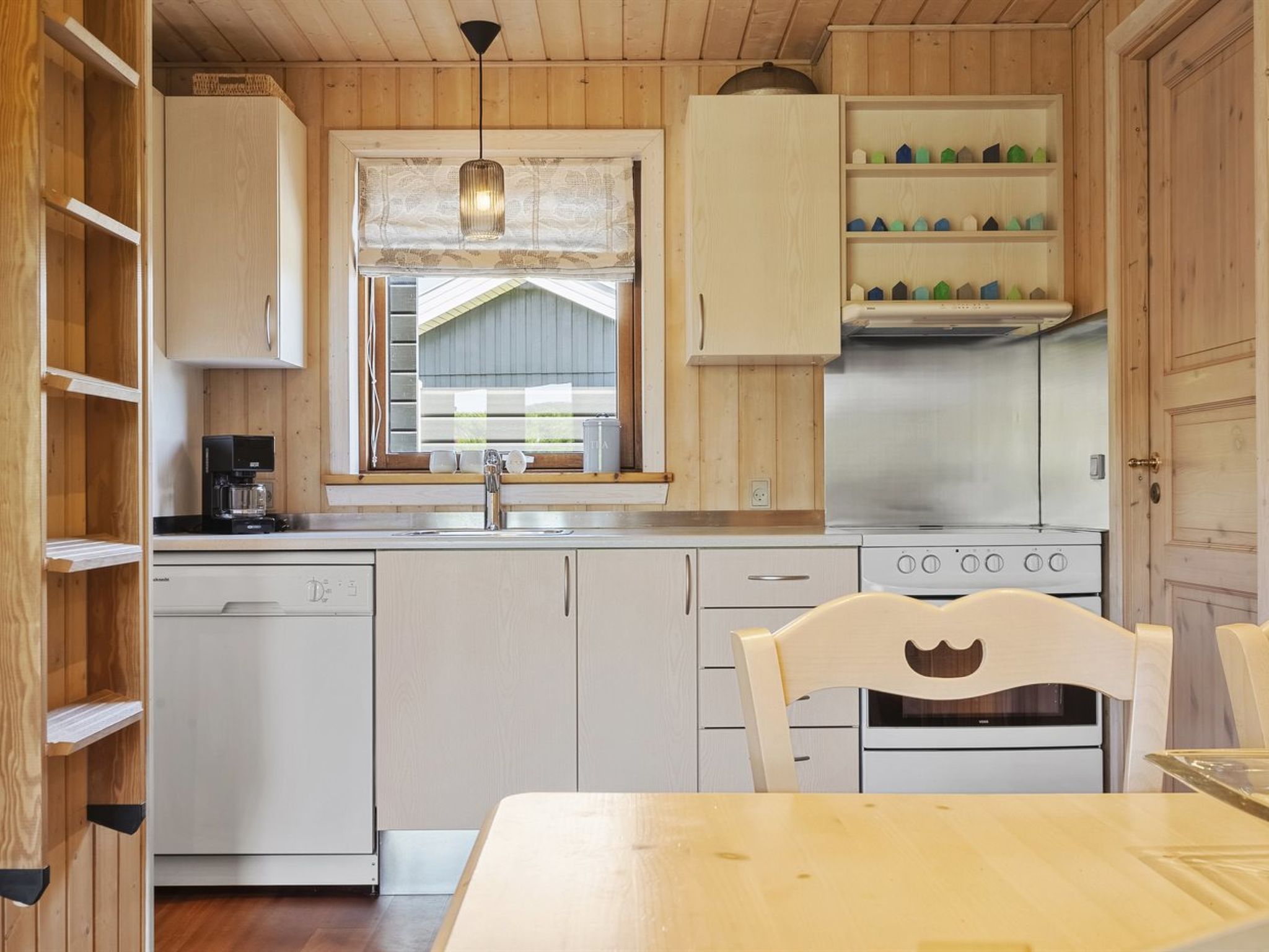 "Georg" - 200m from the sea-Drinnen